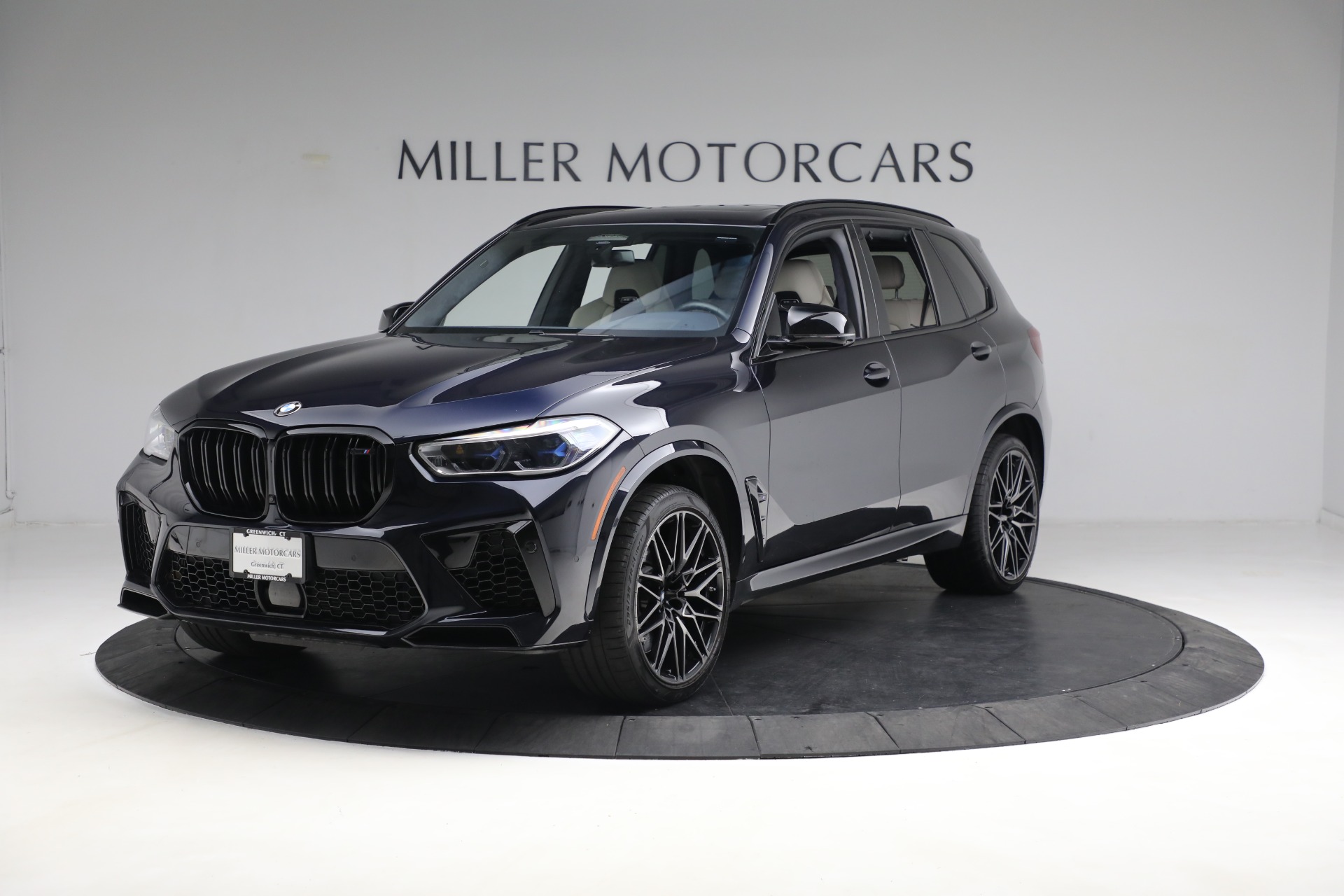 Used-2020-BMW-X5-M-Competition