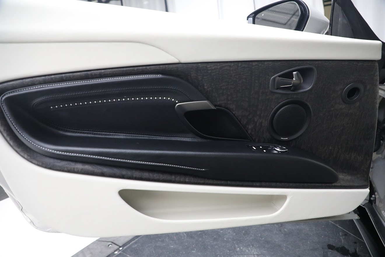 Used-2019-Aston-Martin-DB11-V8