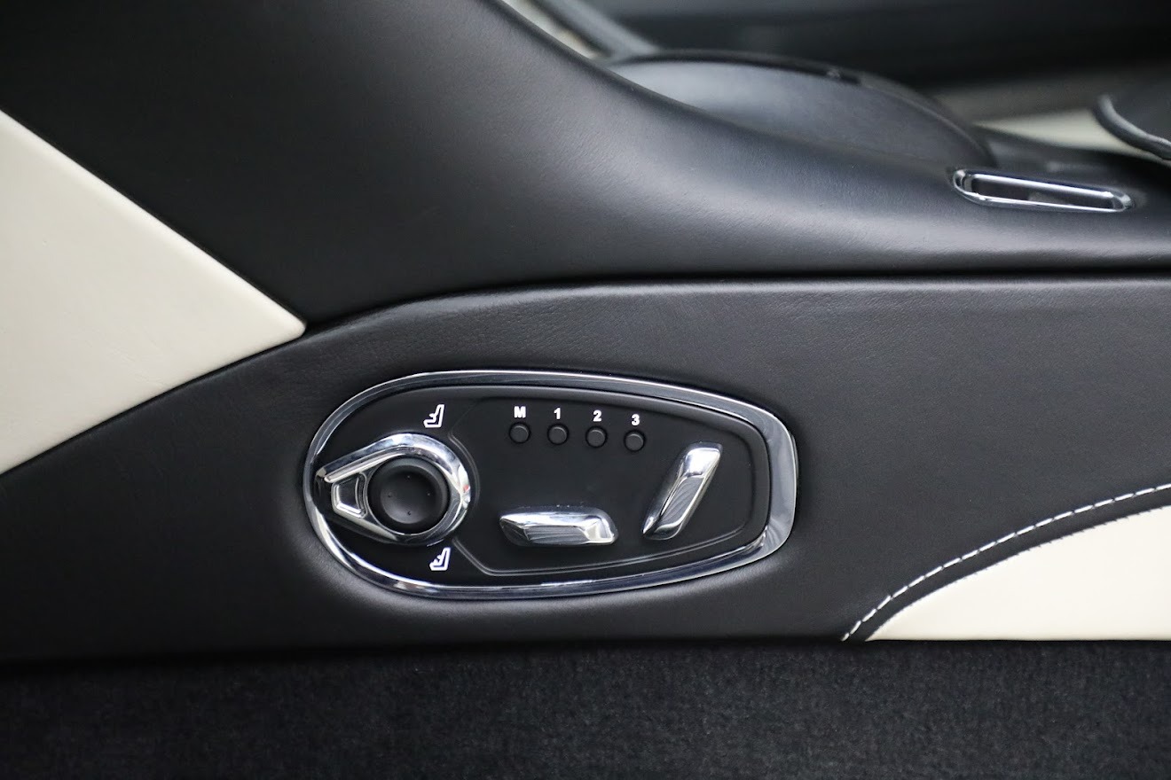Used-2019-Aston-Martin-DB11-V8