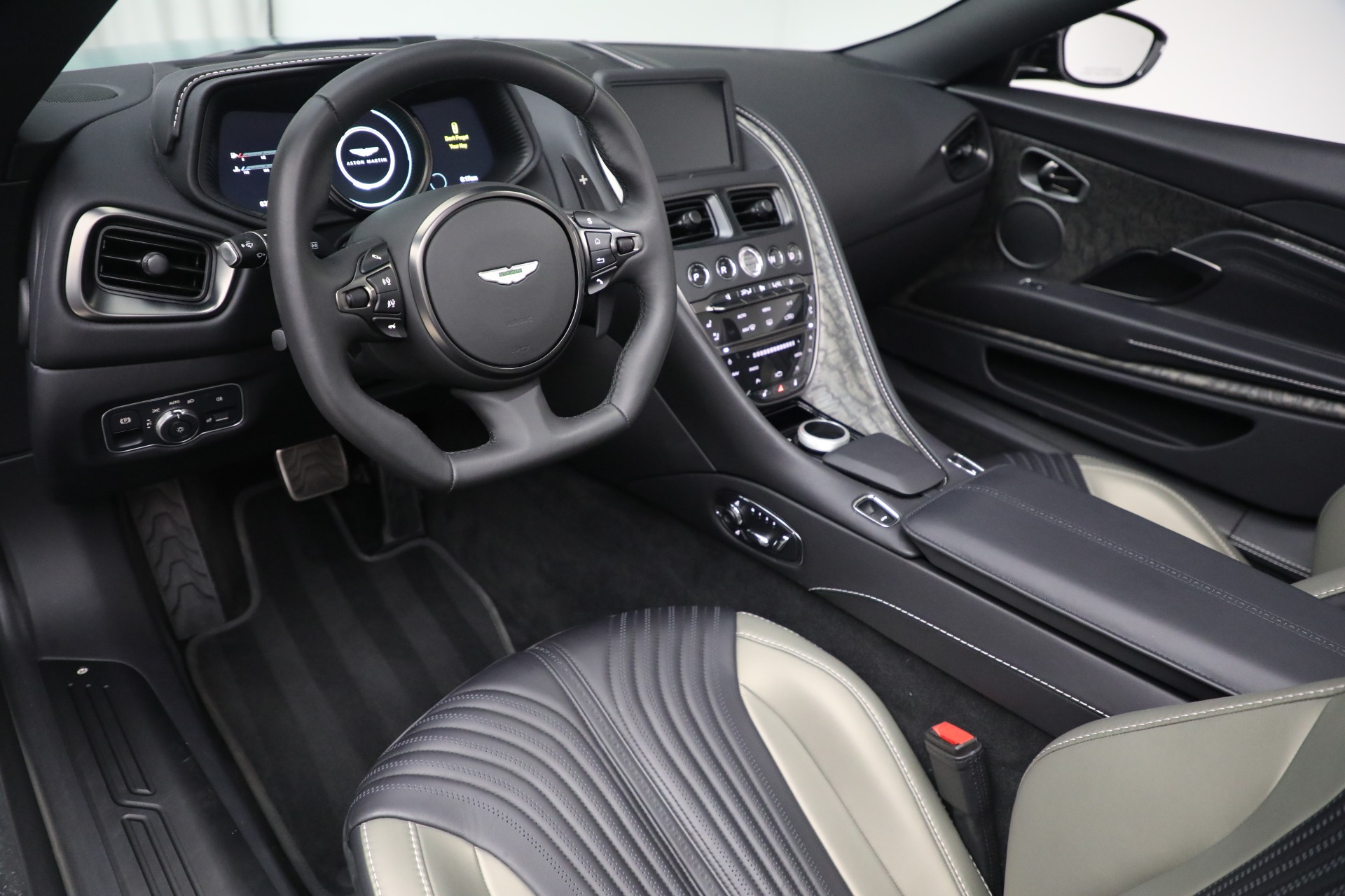 Used-2023-Aston-Martin-DB11-Volante