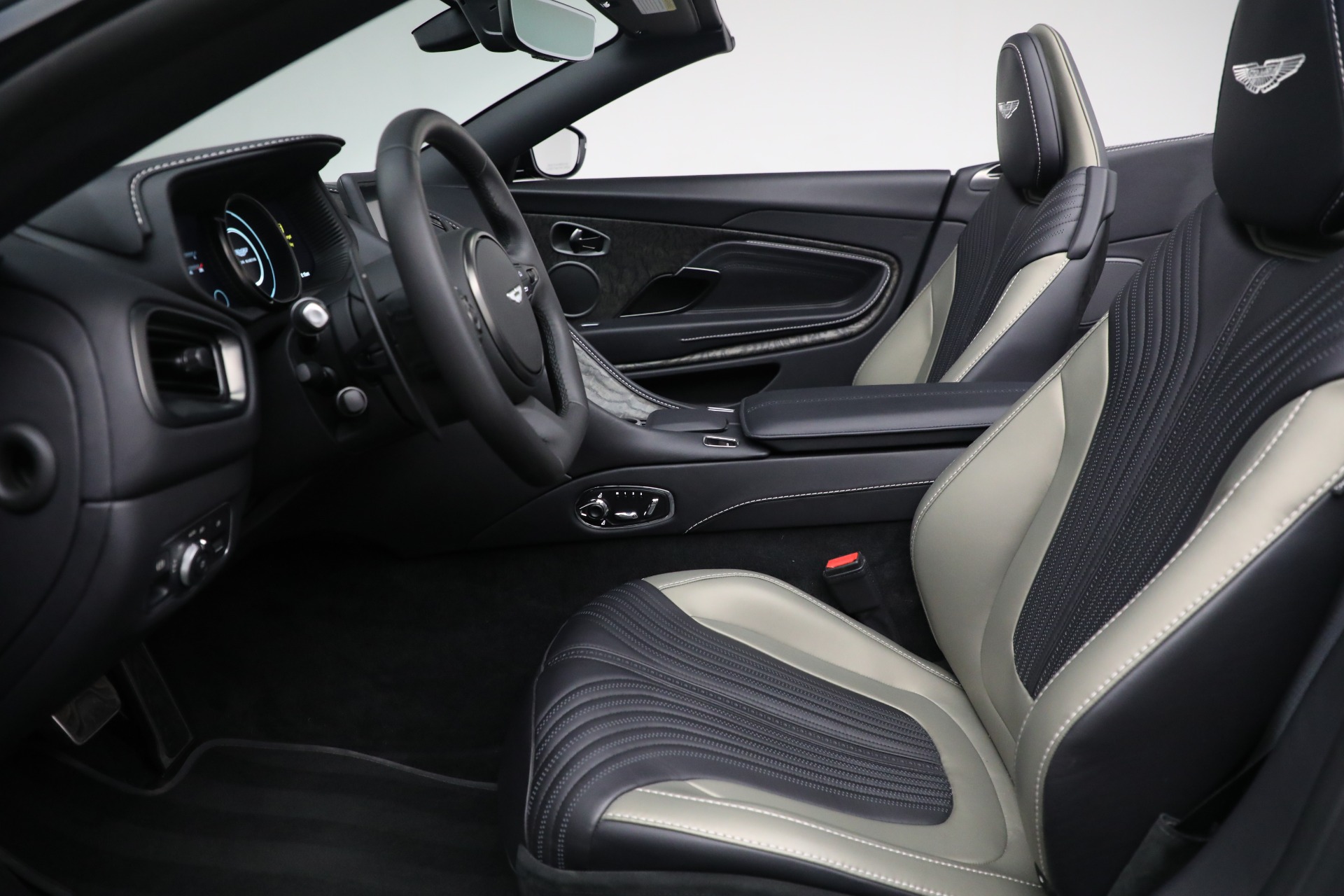 Used-2023-Aston-Martin-DB11-Volante