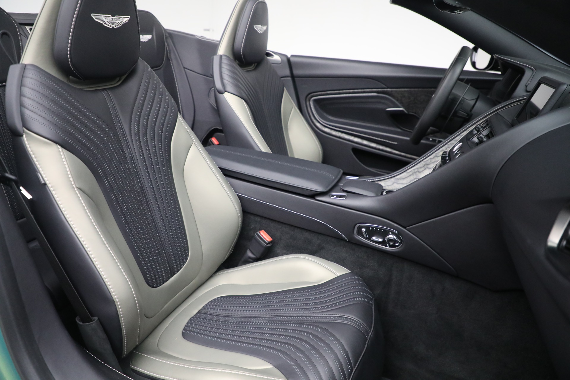 Used-2023-Aston-Martin-DB11-Volante