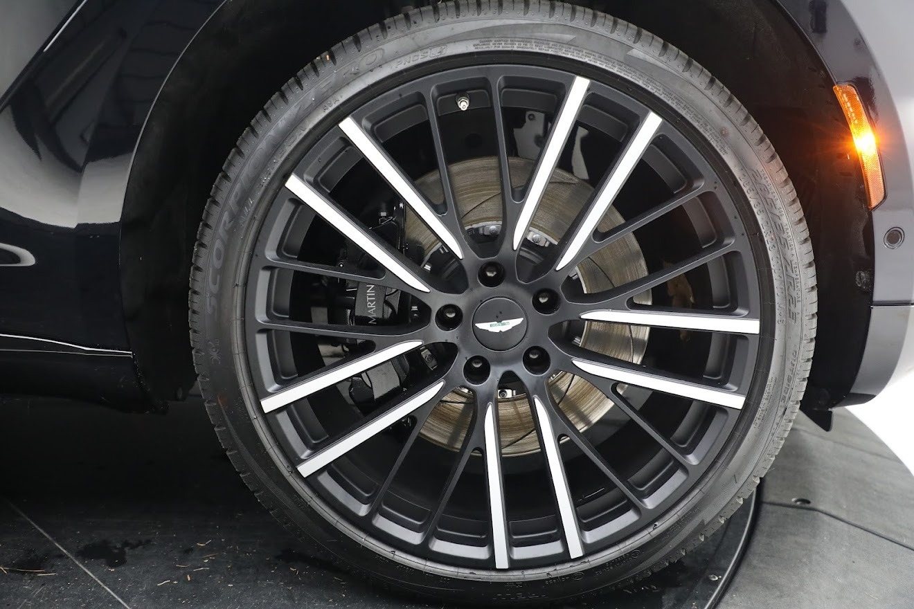 New-2023-Aston-Martin-DBX