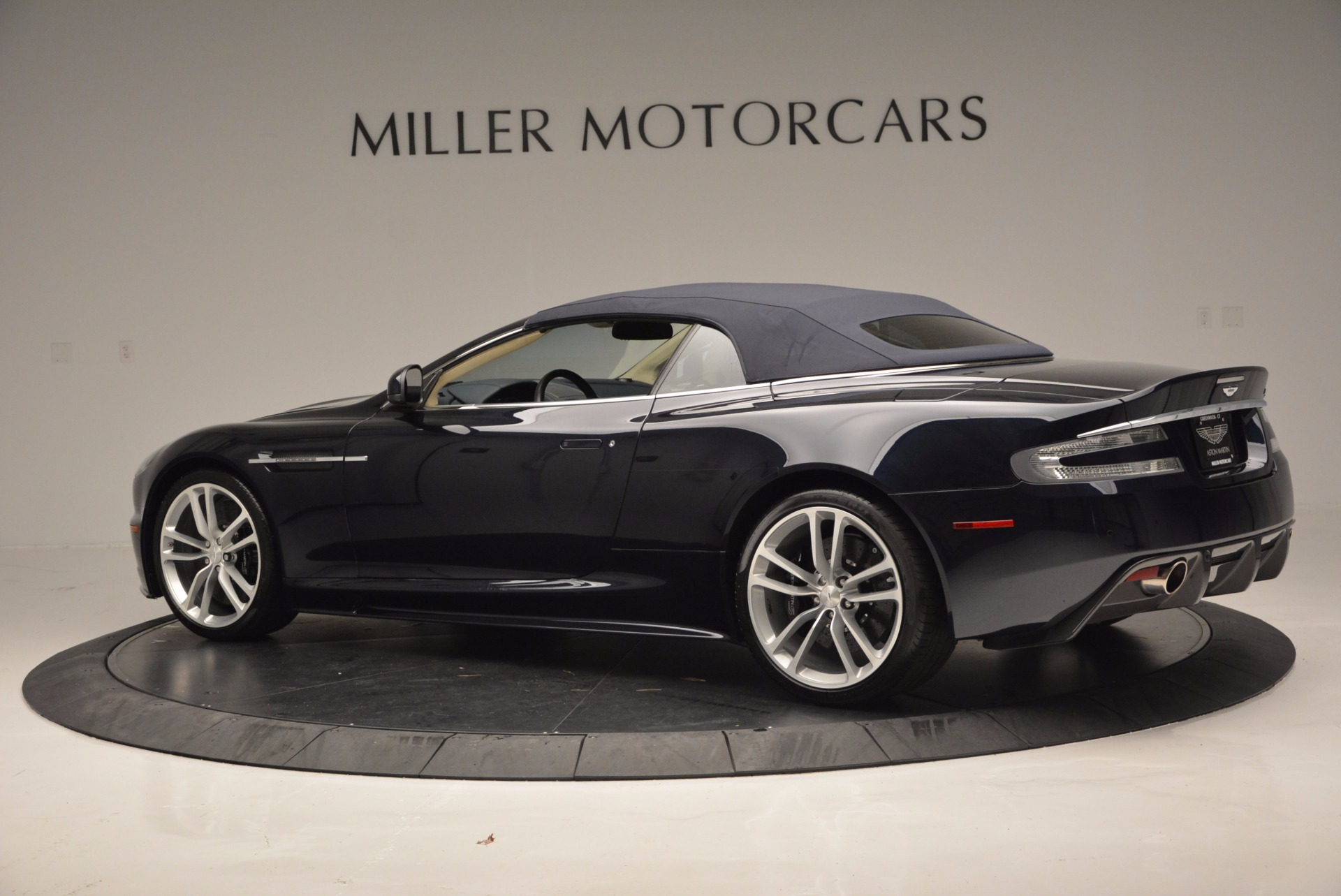 Used-2012-Aston-Martin-DBS-Volante