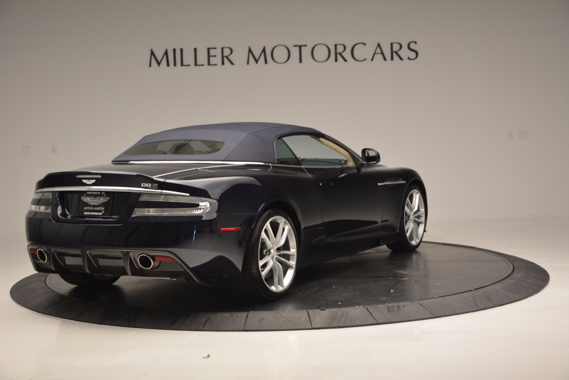 Used-2012-Aston-Martin-DBS-Volante