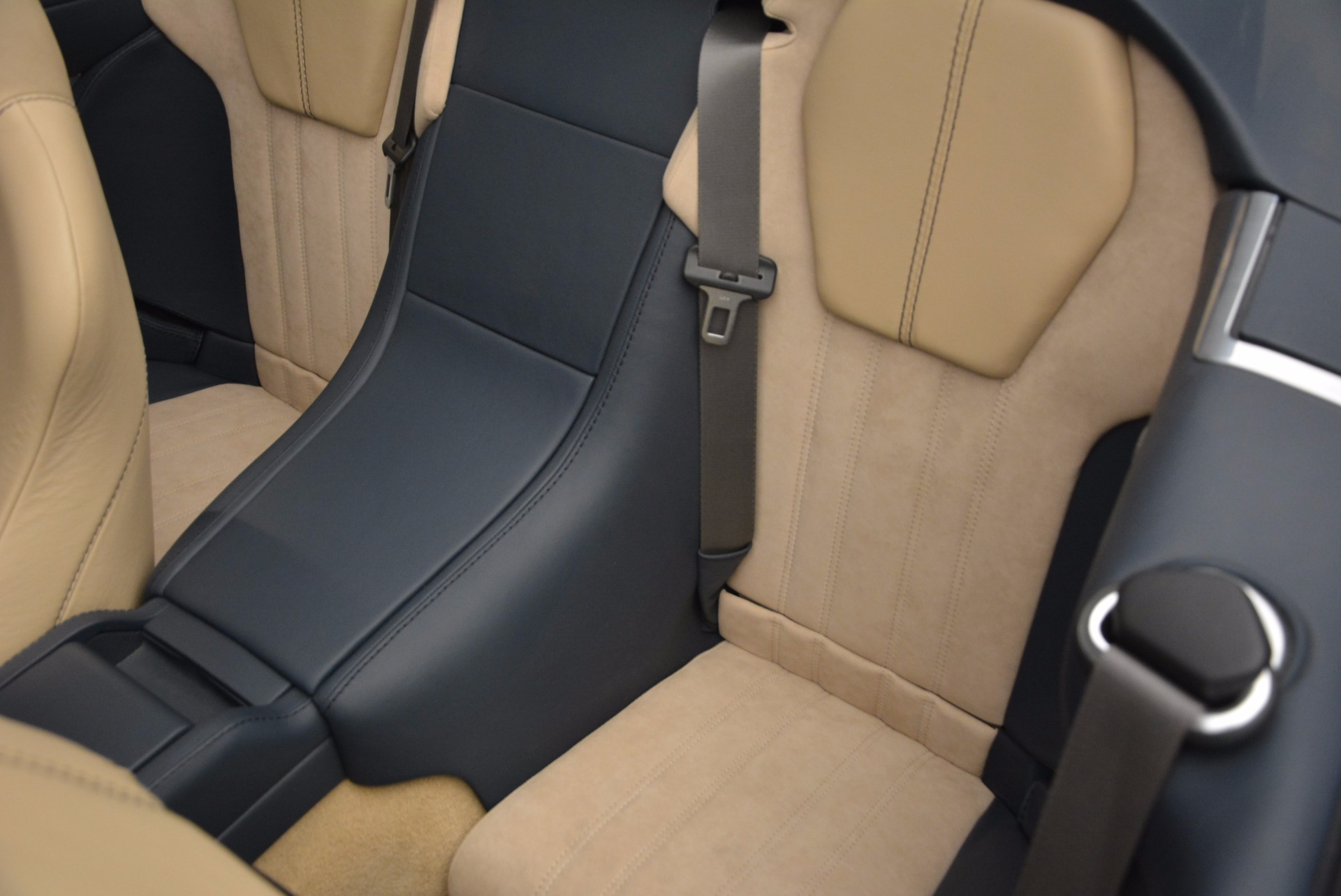 Used-2012-Aston-Martin-DBS-Volante