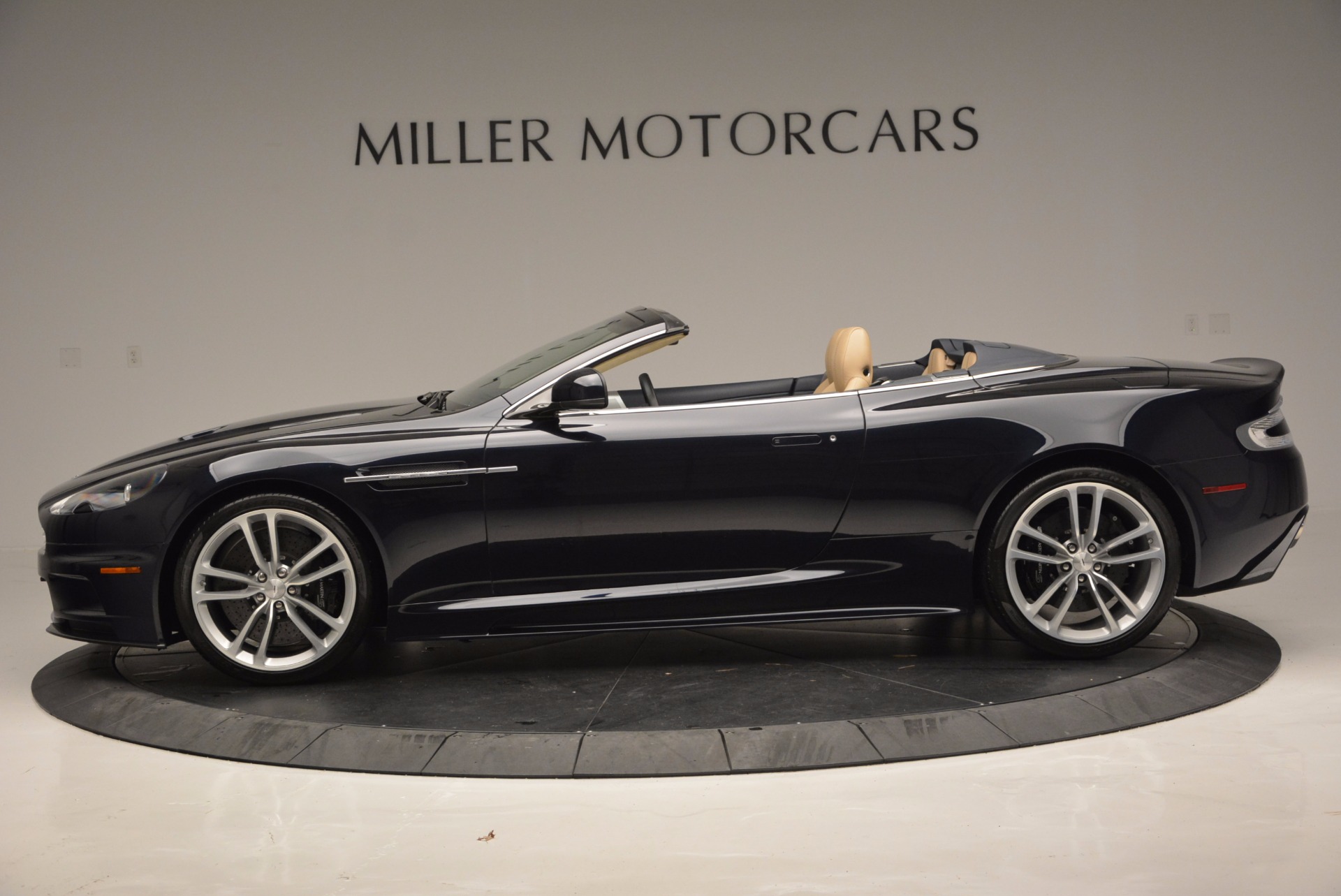 Used-2012-Aston-Martin-DBS-Volante