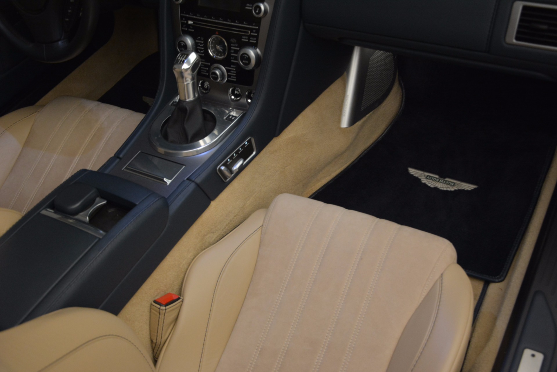 Used-2012-Aston-Martin-DBS-Volante