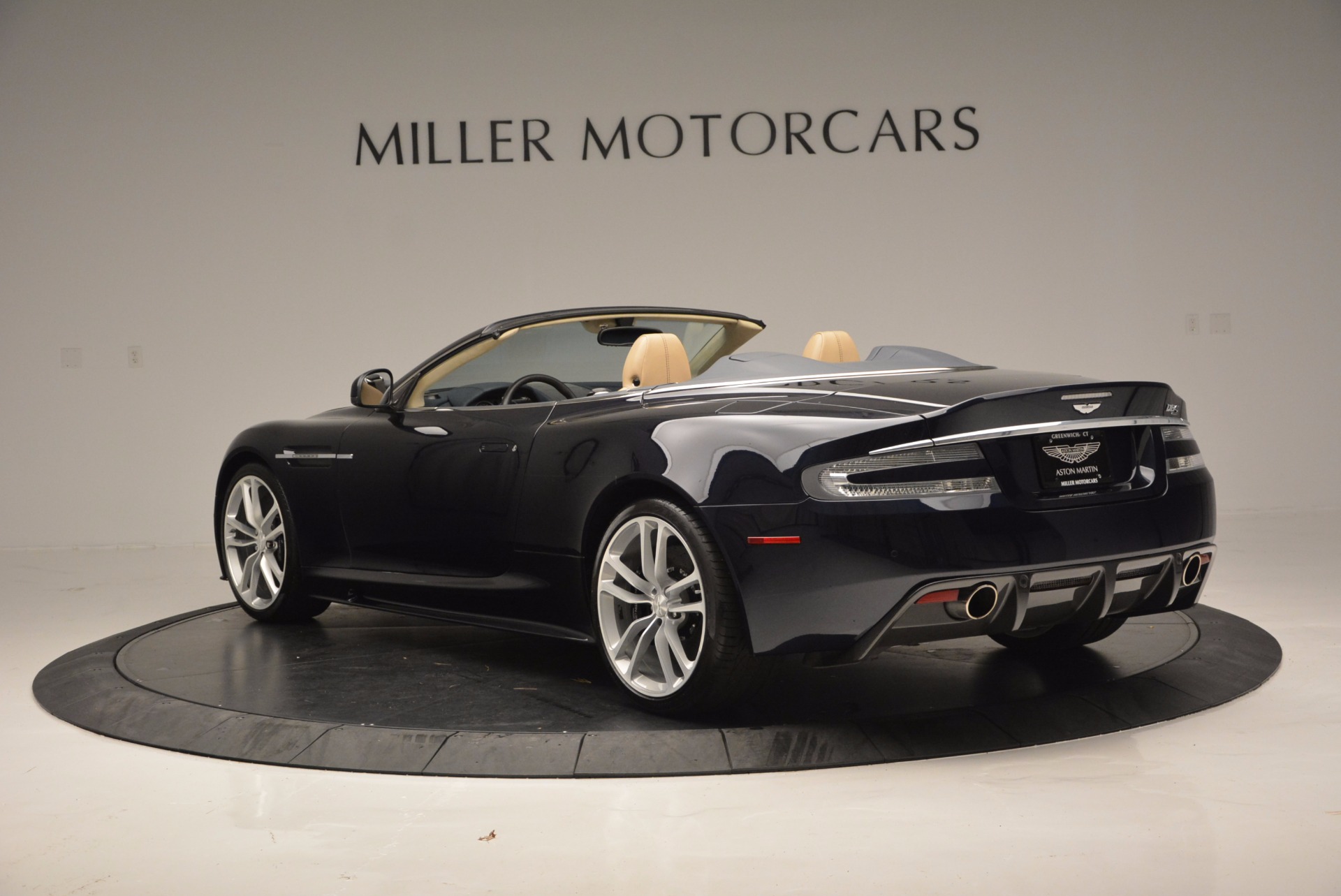 Used-2012-Aston-Martin-DBS-Volante