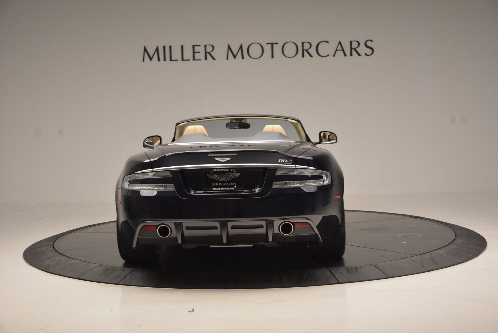 Used-2012-Aston-Martin-DBS-Volante