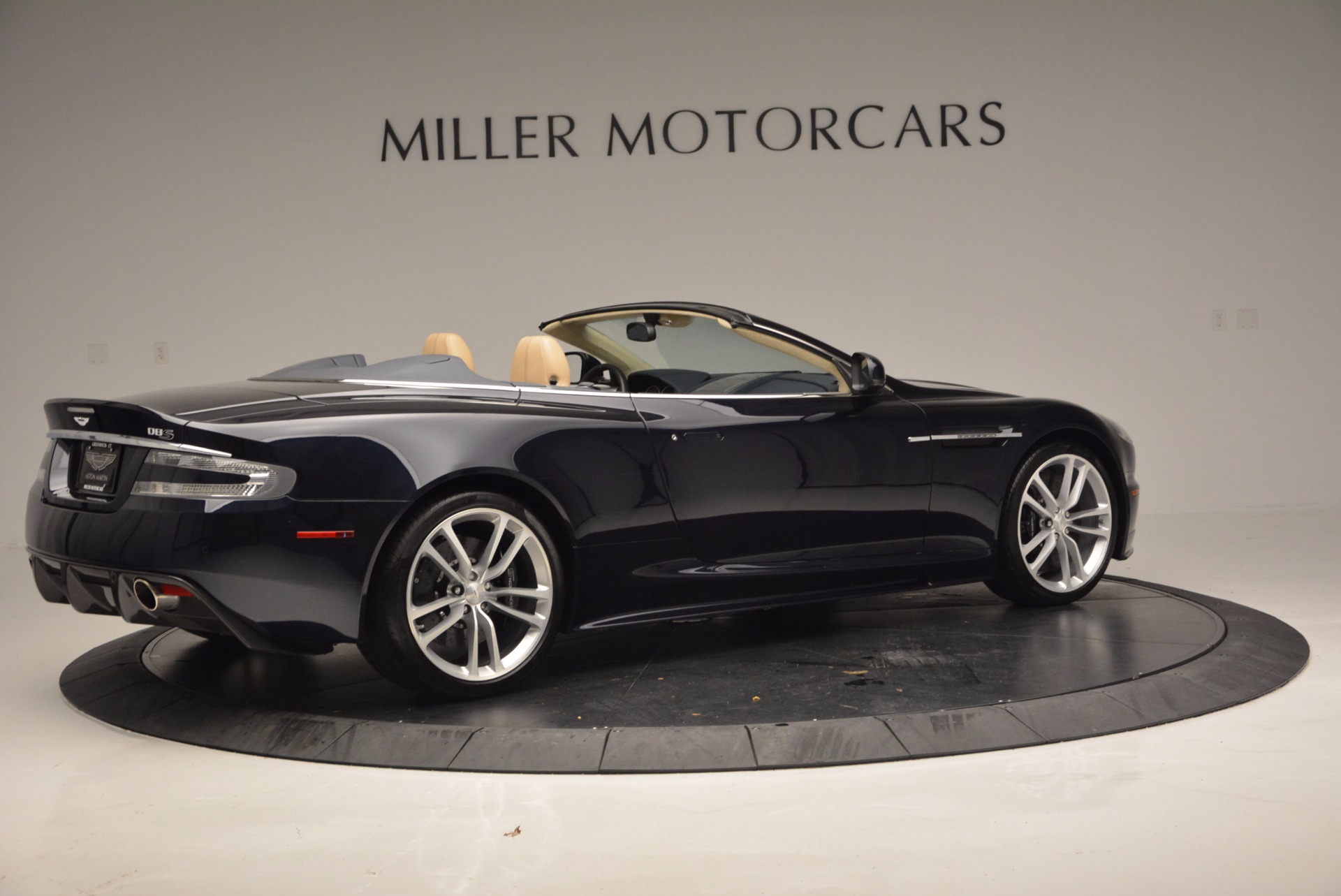 Used-2012-Aston-Martin-DBS-Volante