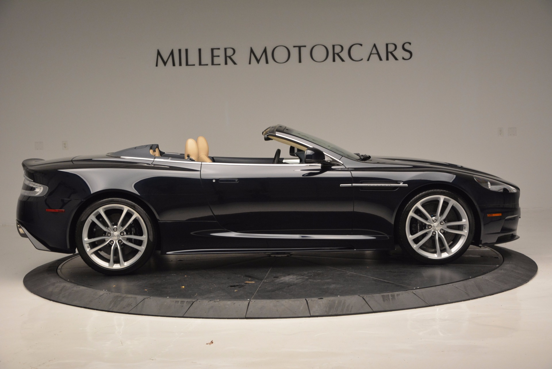 Used-2012-Aston-Martin-DBS-Volante