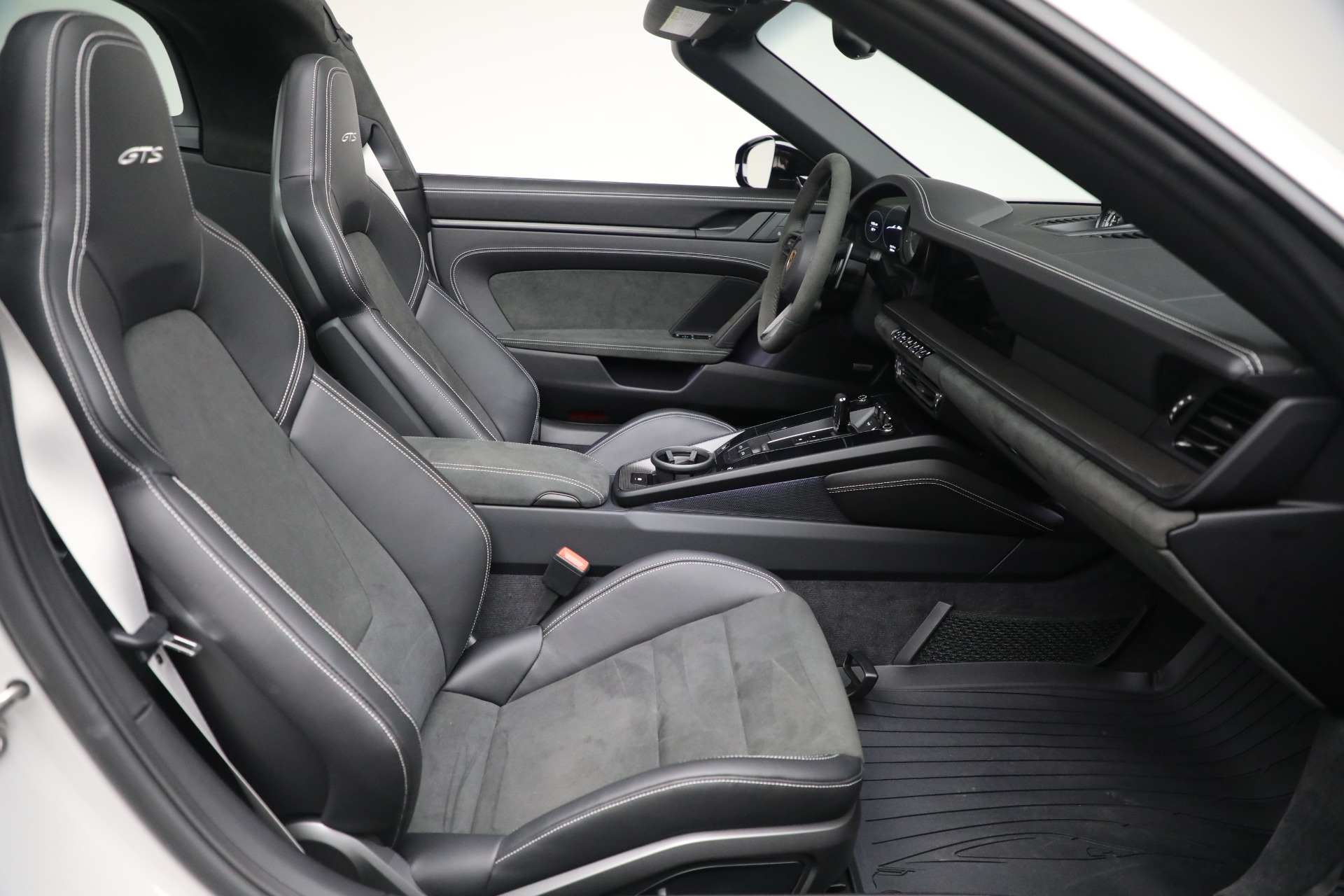 Used-2022-Porsche-911-Targa-4-GTS