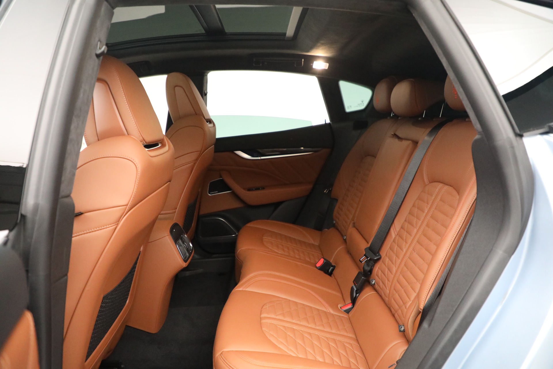 New-2023-Maserati-Levante-F-Tributo