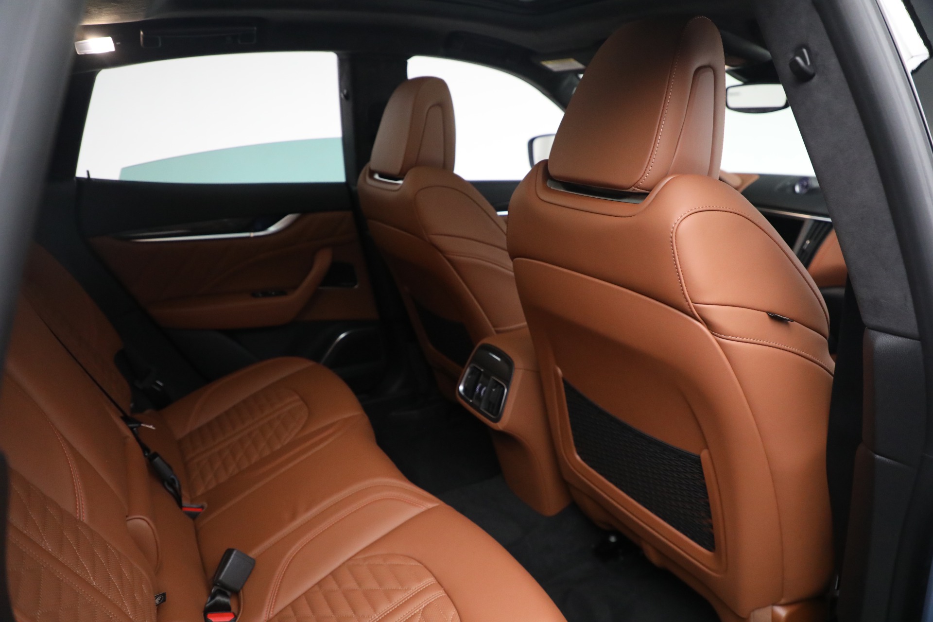 New-2023-Maserati-Levante-F-Tributo