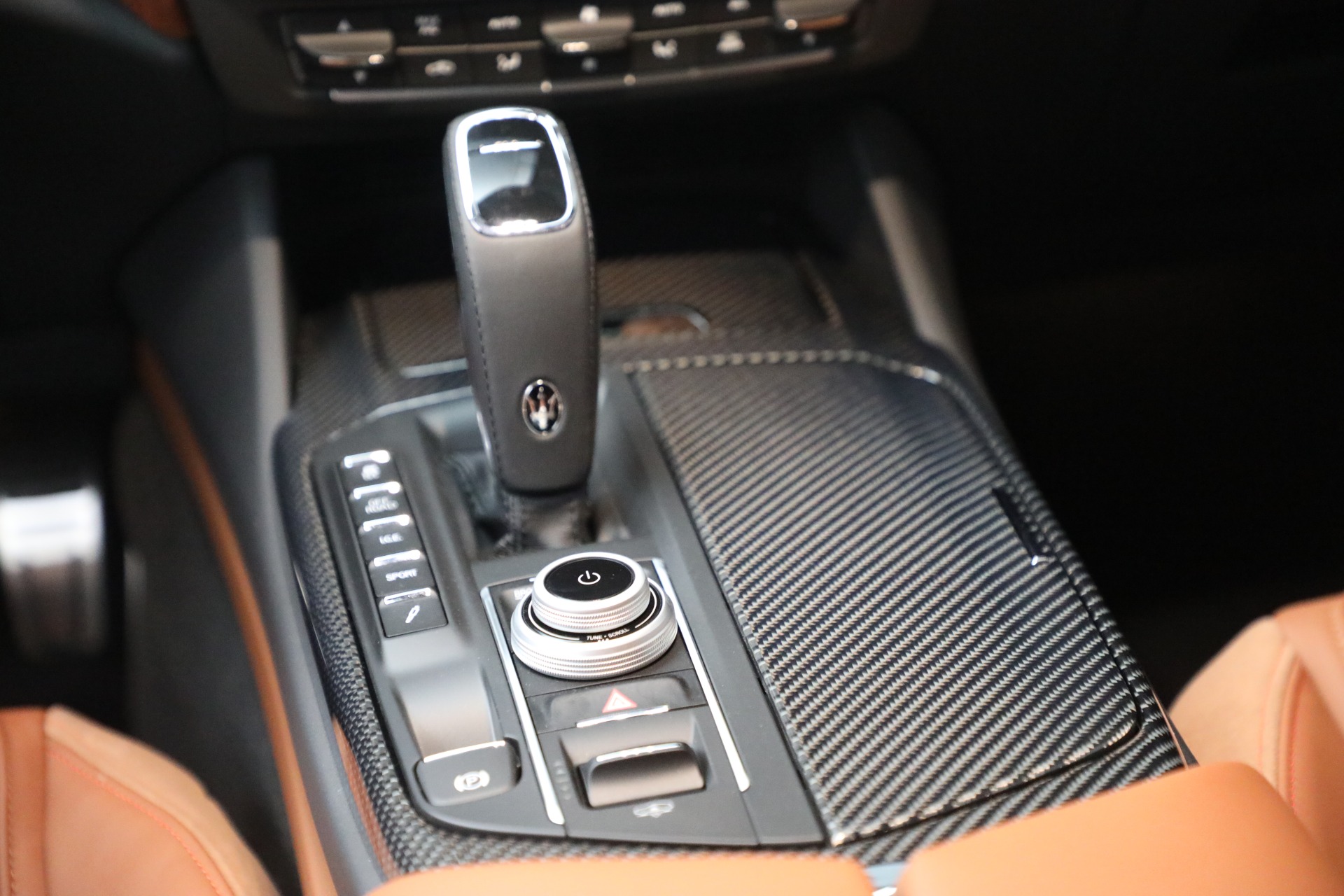 New-2023-Maserati-Levante-F-Tributo