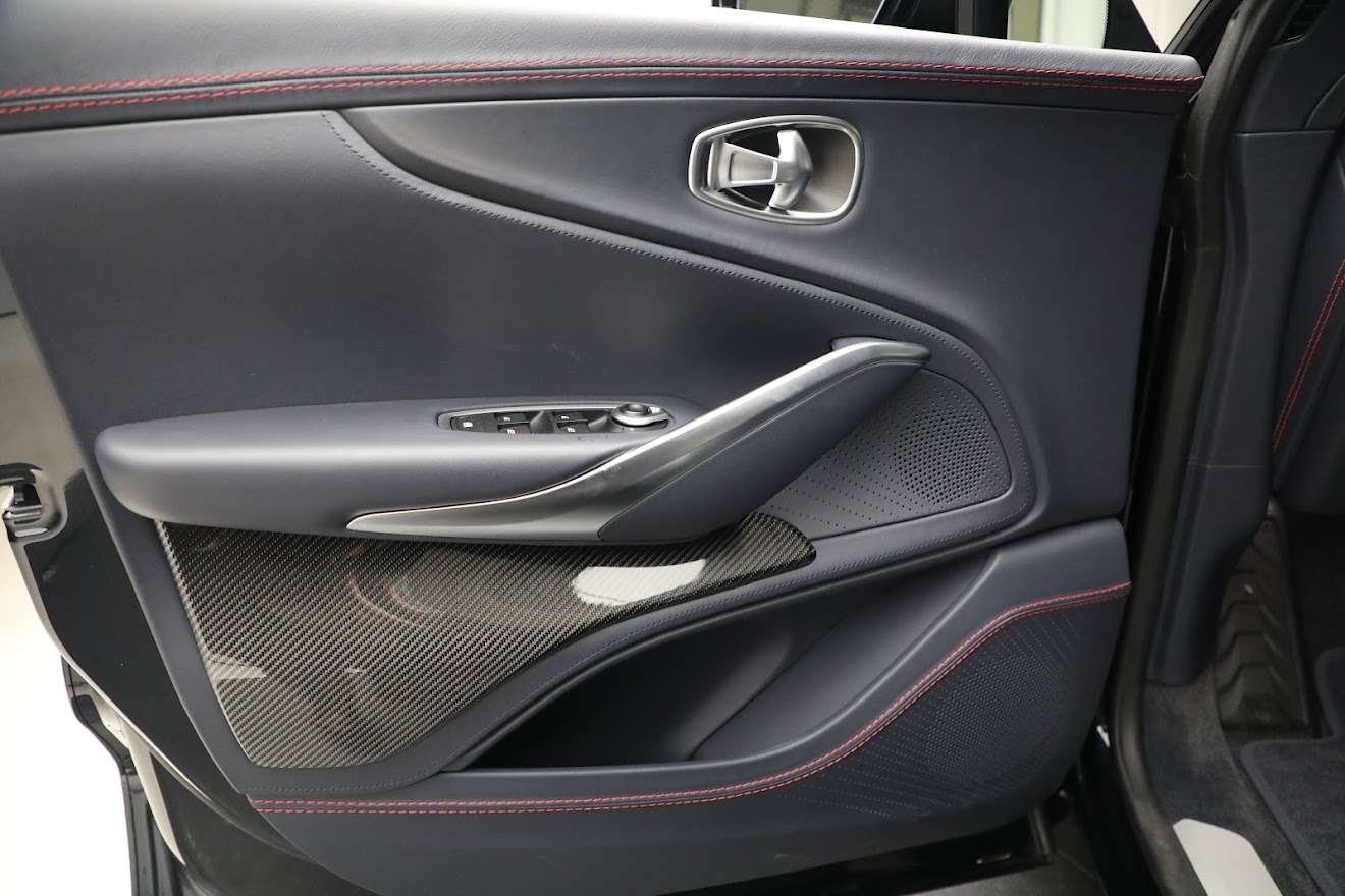 Used-2023-Aston-Martin-DBX-707