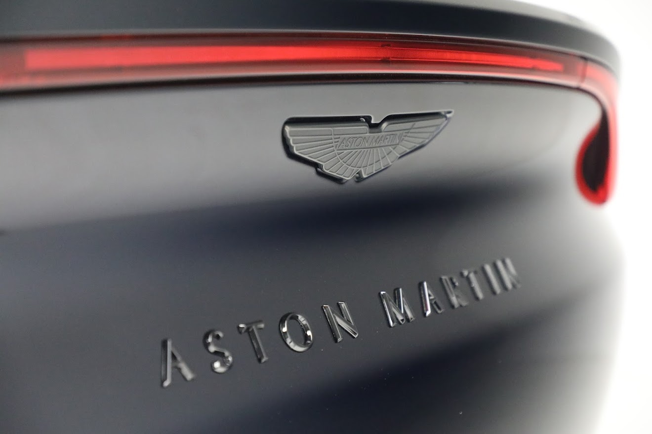 Used-2023-Aston-Martin-DBX-707