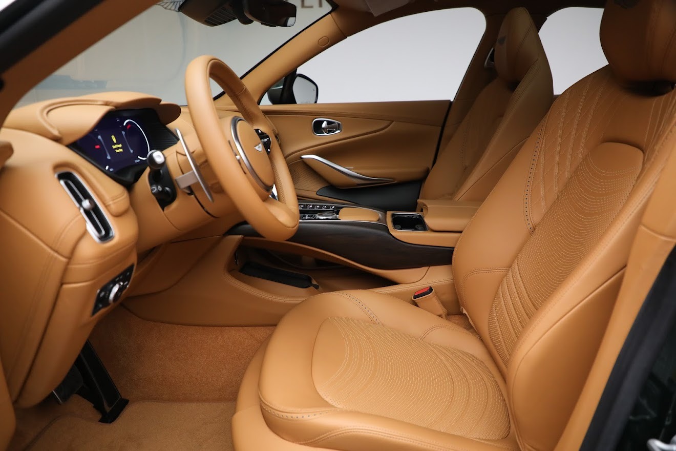 Used-2023-Aston-Martin-DBX