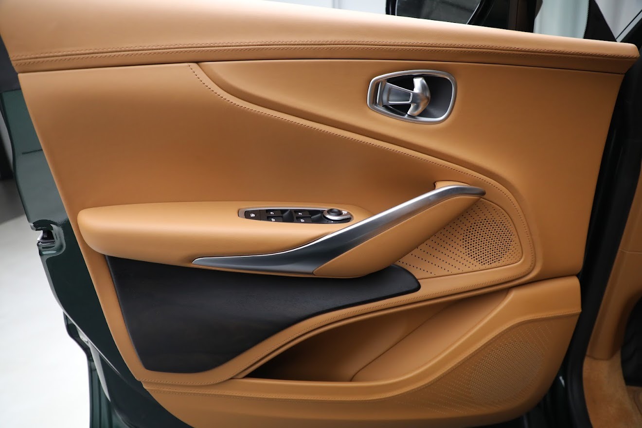 Used-2023-Aston-Martin-DBX