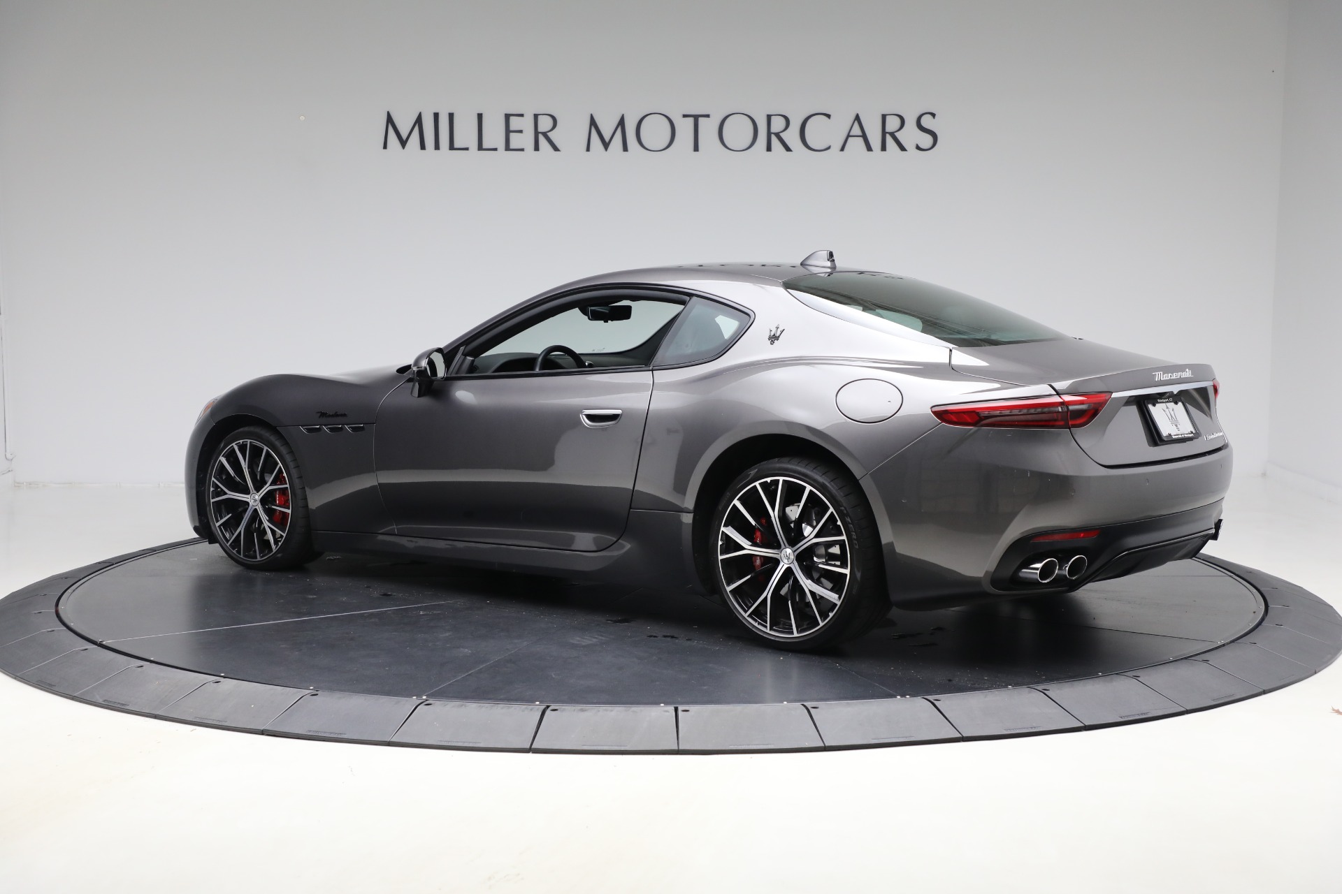 Used-2024-Maserati-GranTurismo-Modena