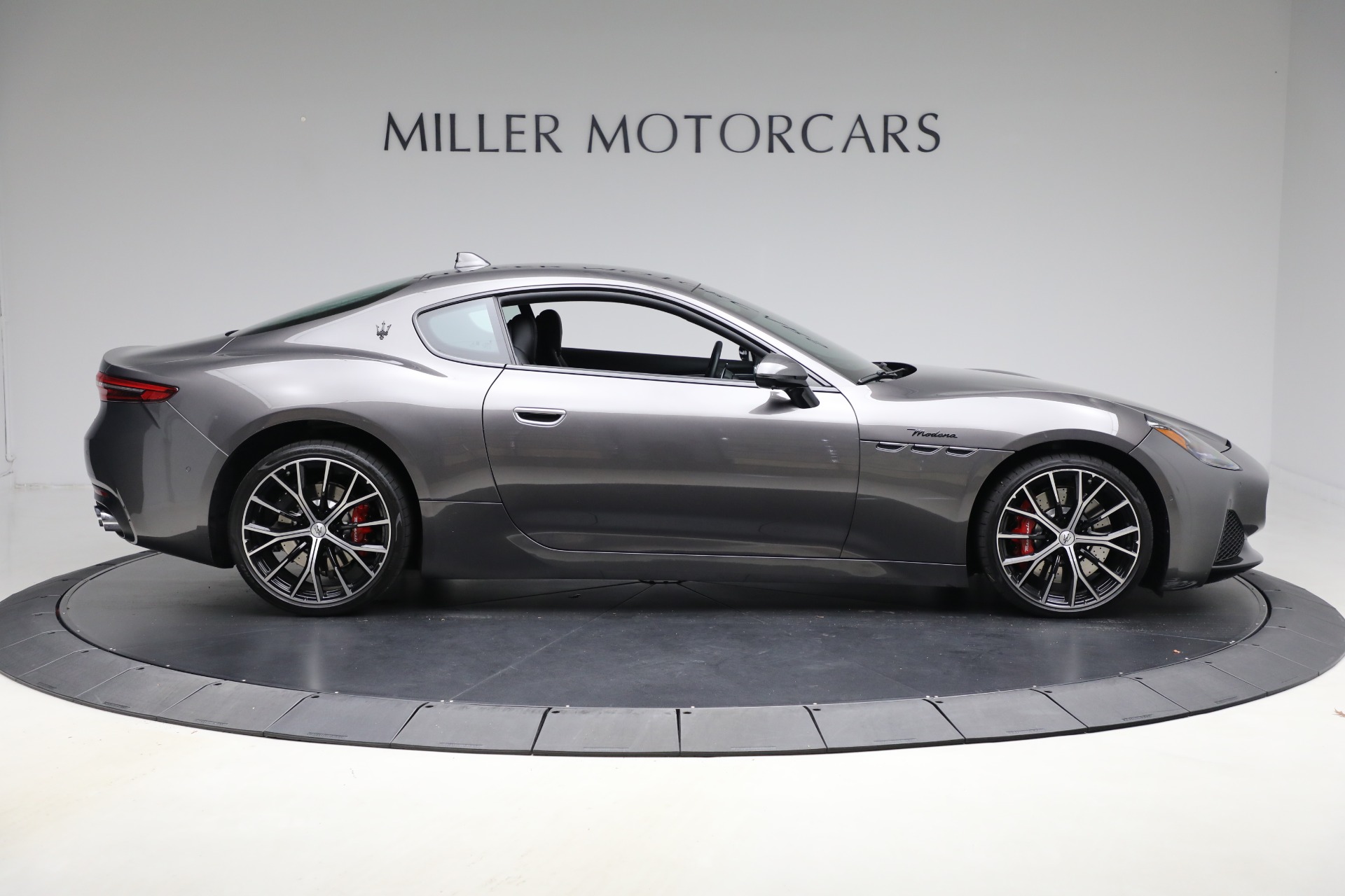 Used-2024-Maserati-GranTurismo-Modena