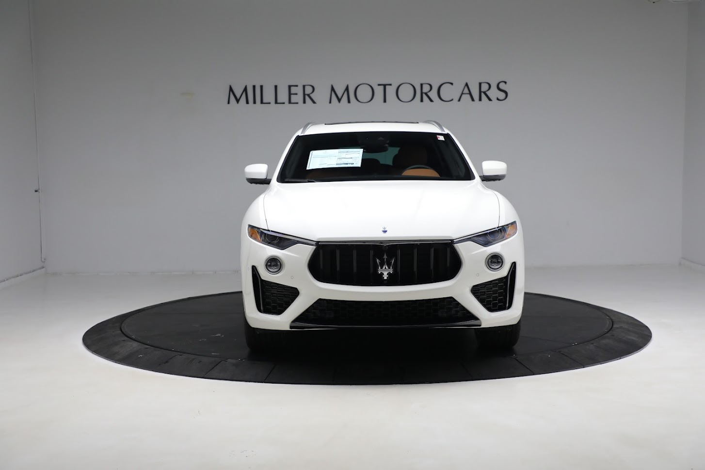 New-2023-Maserati-Levante-Modena