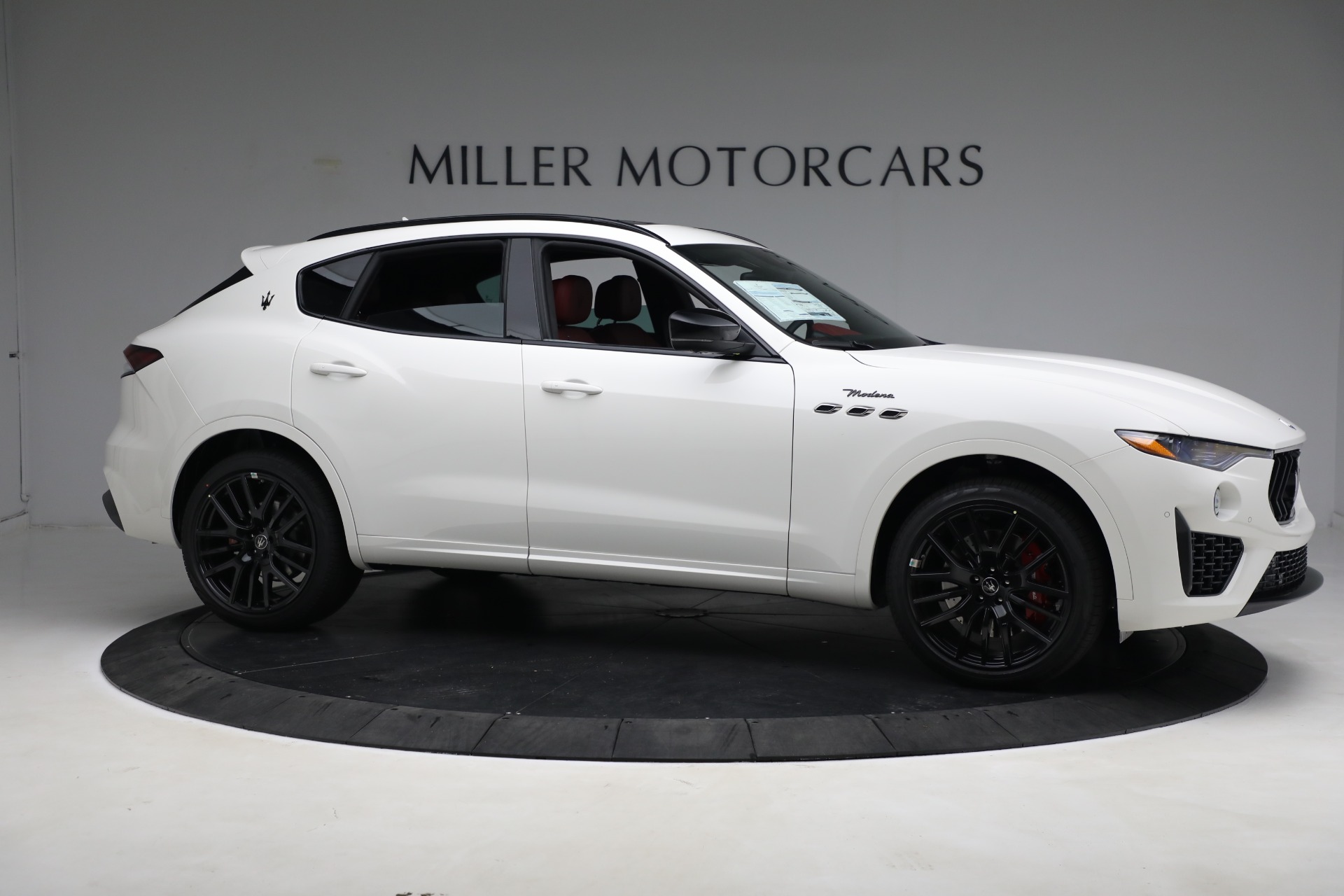 New-2023-Maserati-Levante-Modena