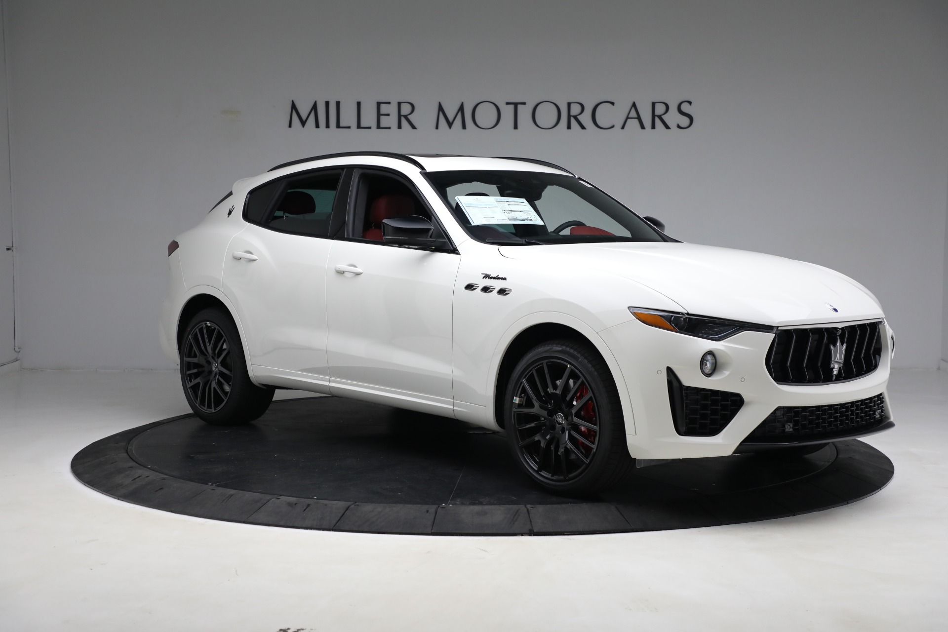 New-2023-Maserati-Levante-Modena