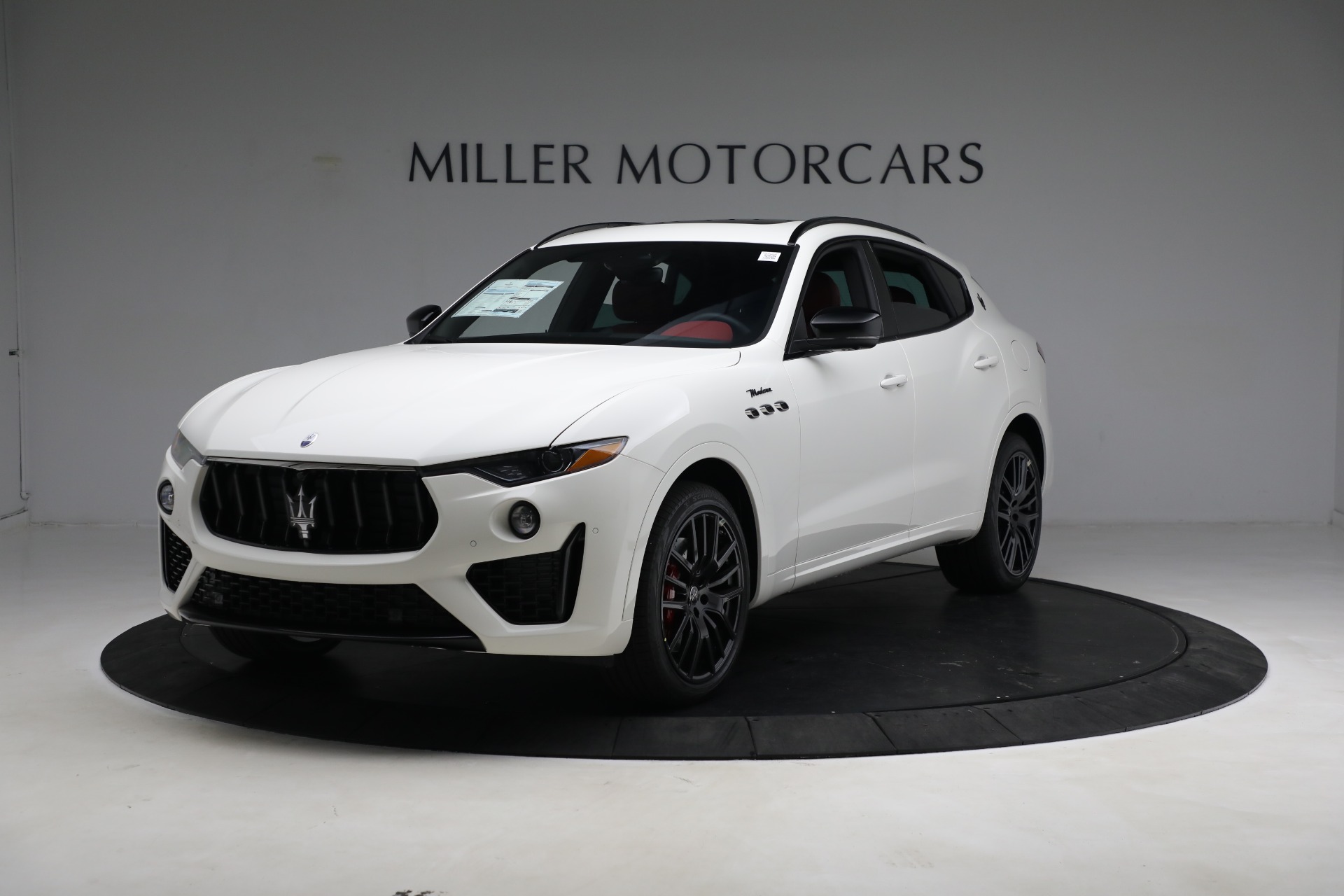 New-2023-Maserati-Levante-Modena