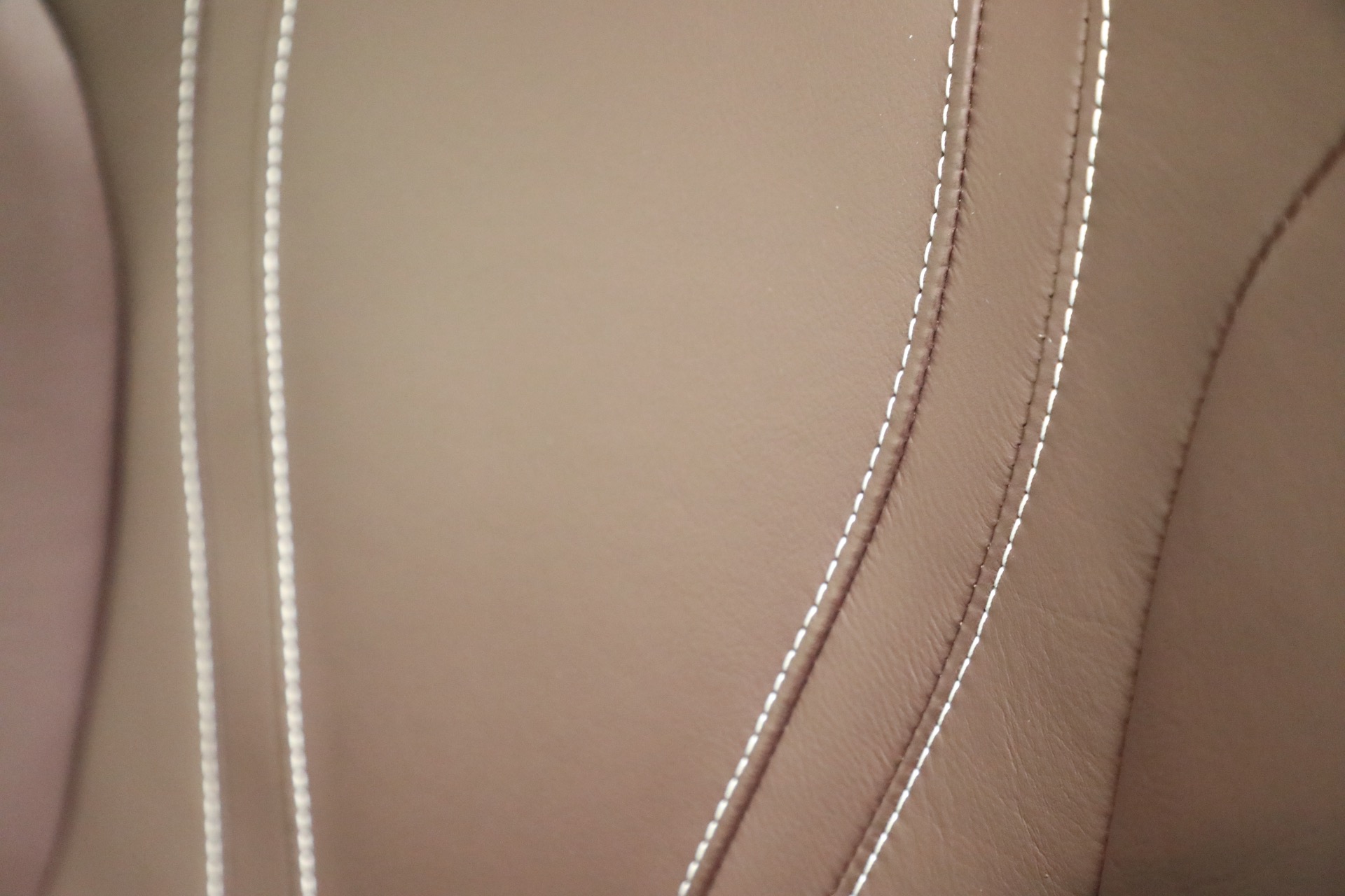 Used-2018-McLaren-720S-Luxury