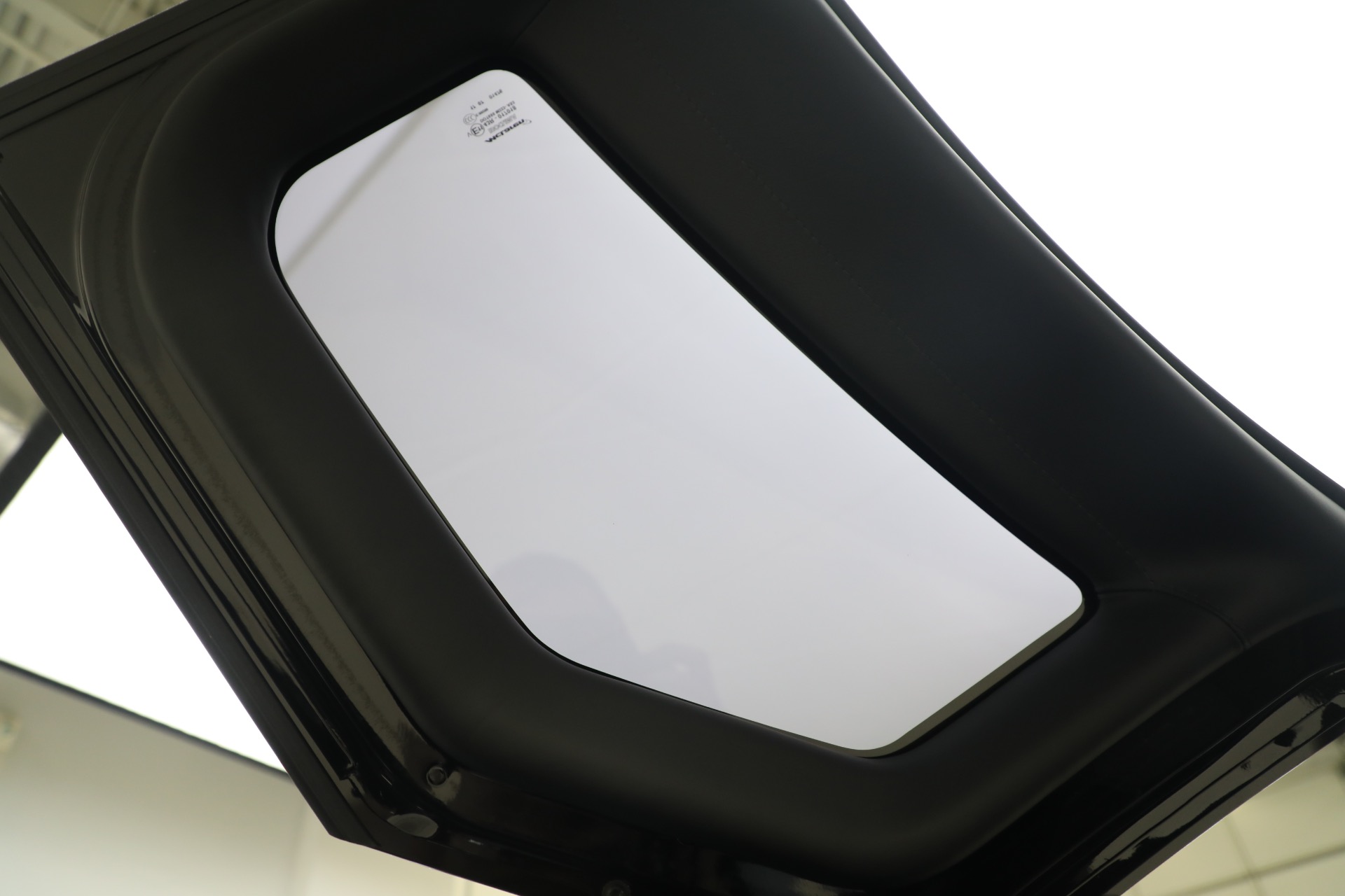 Used-2018-McLaren-720S-Luxury