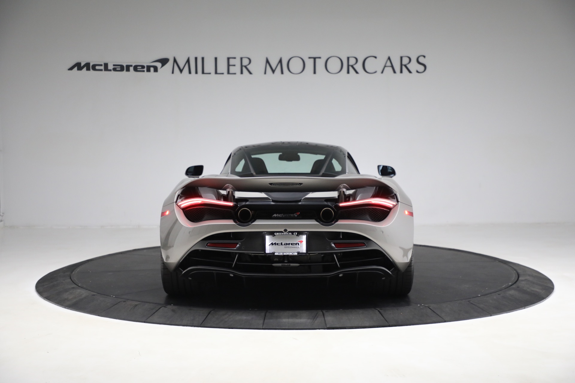 Used-2018-McLaren-720S-Luxury