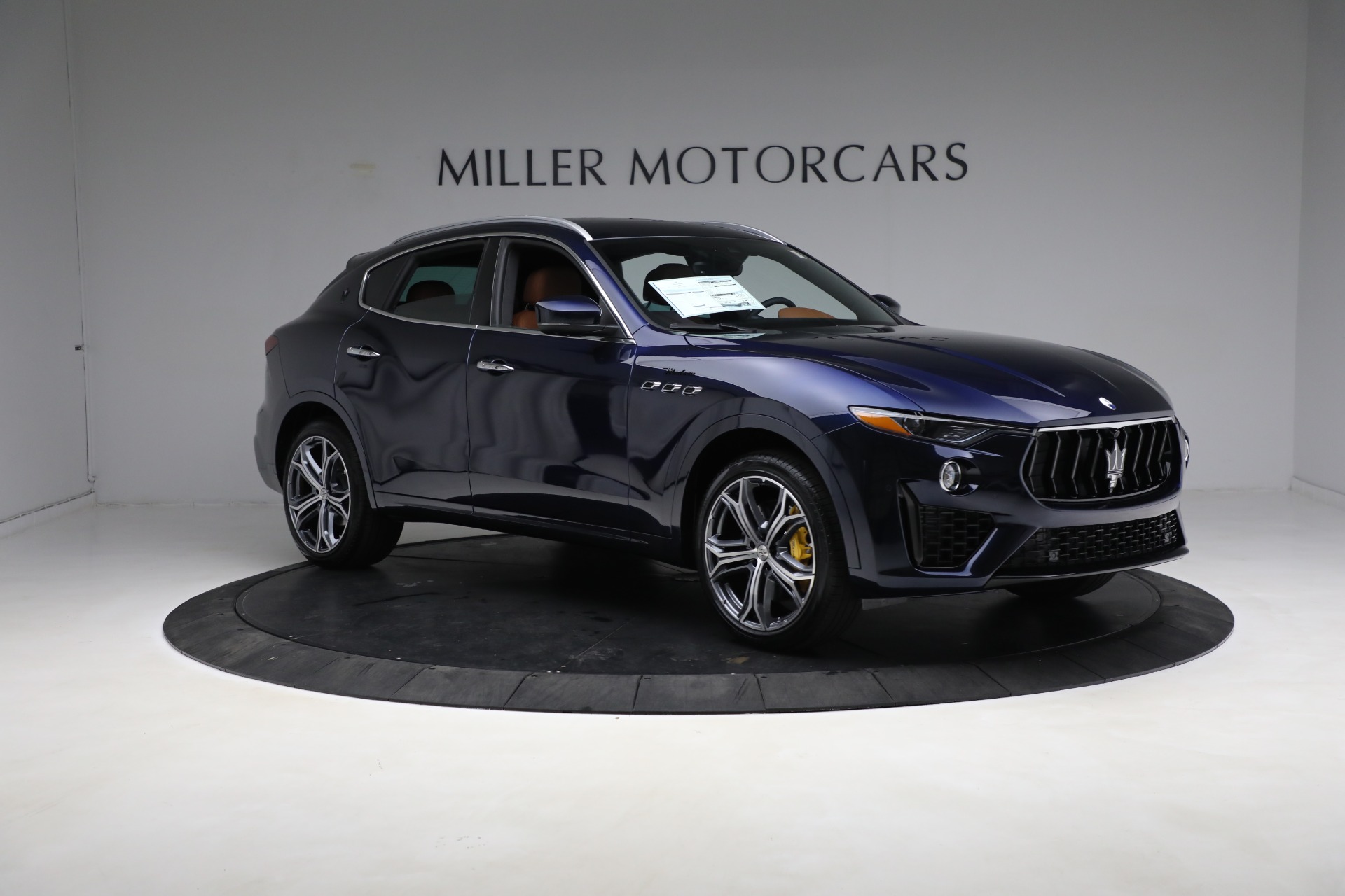 New-2023-Maserati-Levante-Modena