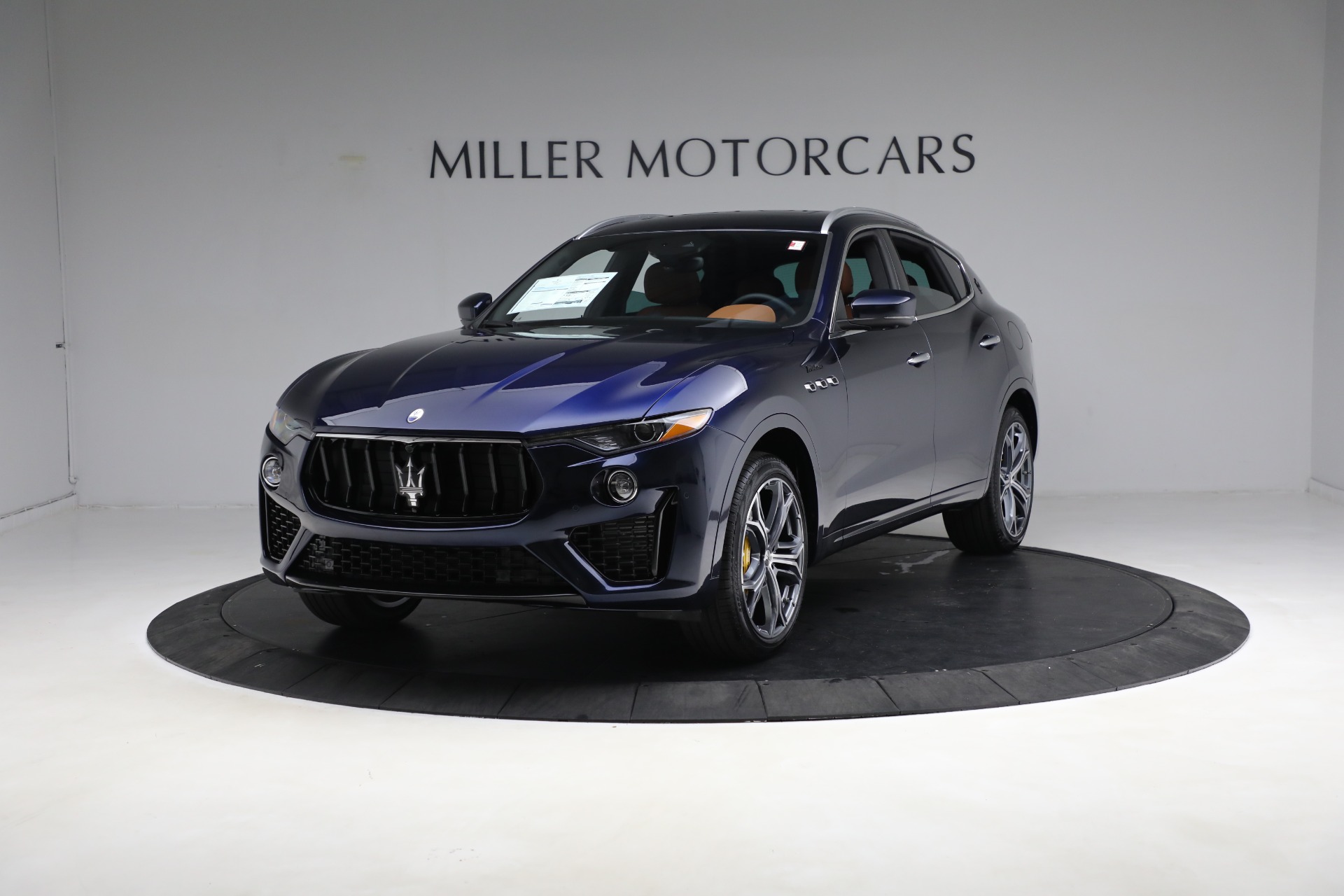 New-2023-Maserati-Levante-Modena