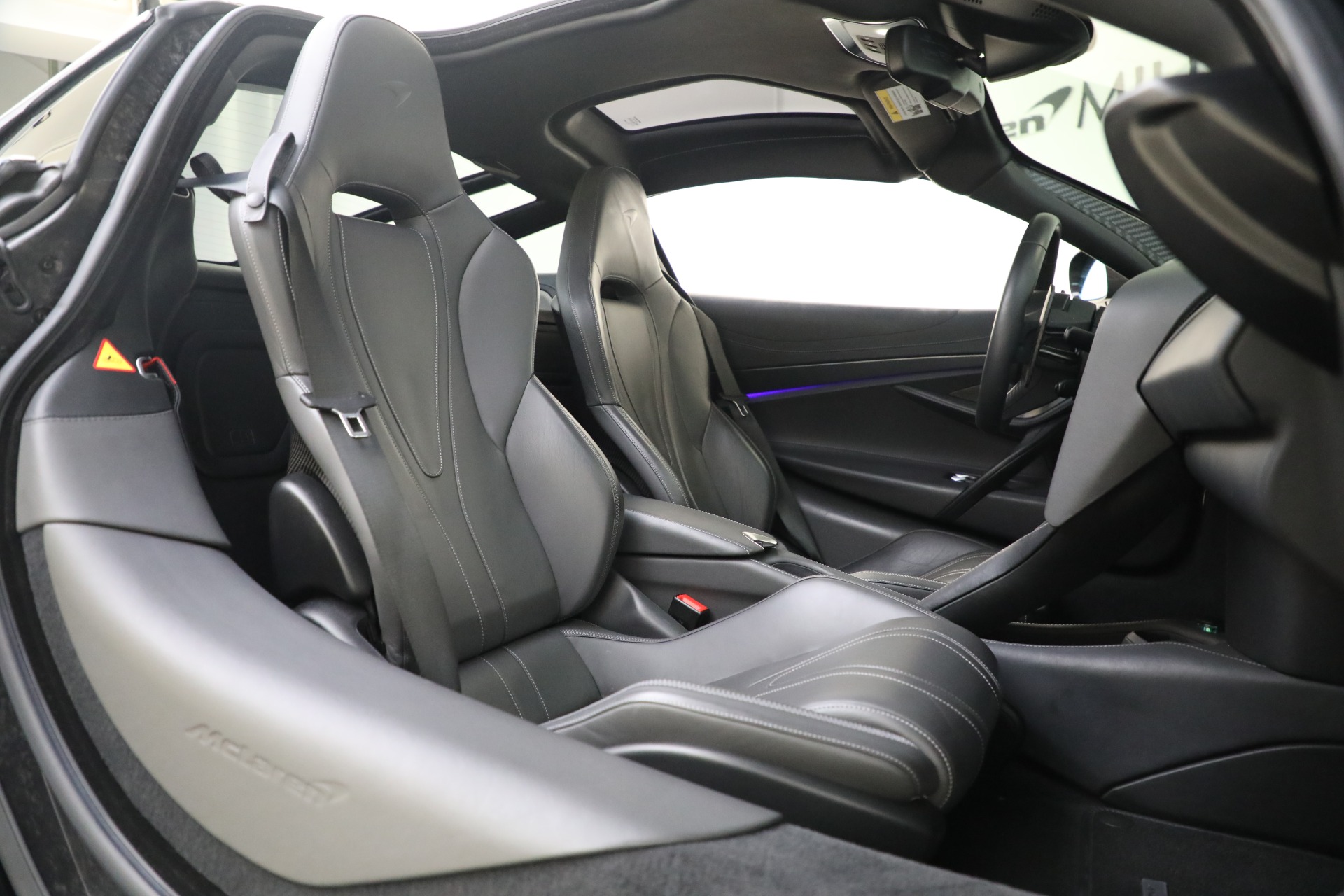 Used-2018-McLaren-720S-Luxury