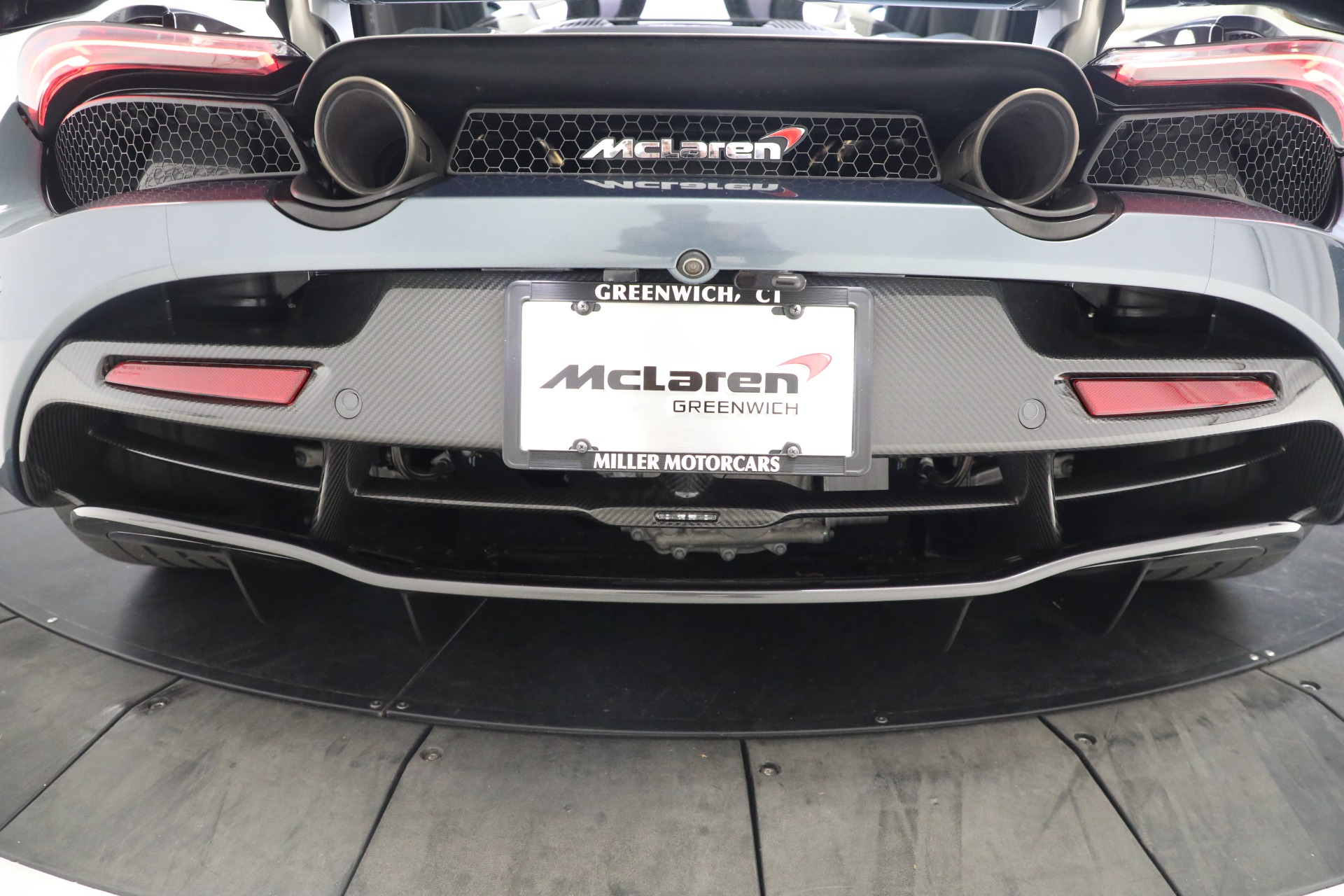 Used-2018-McLaren-720S-Luxury