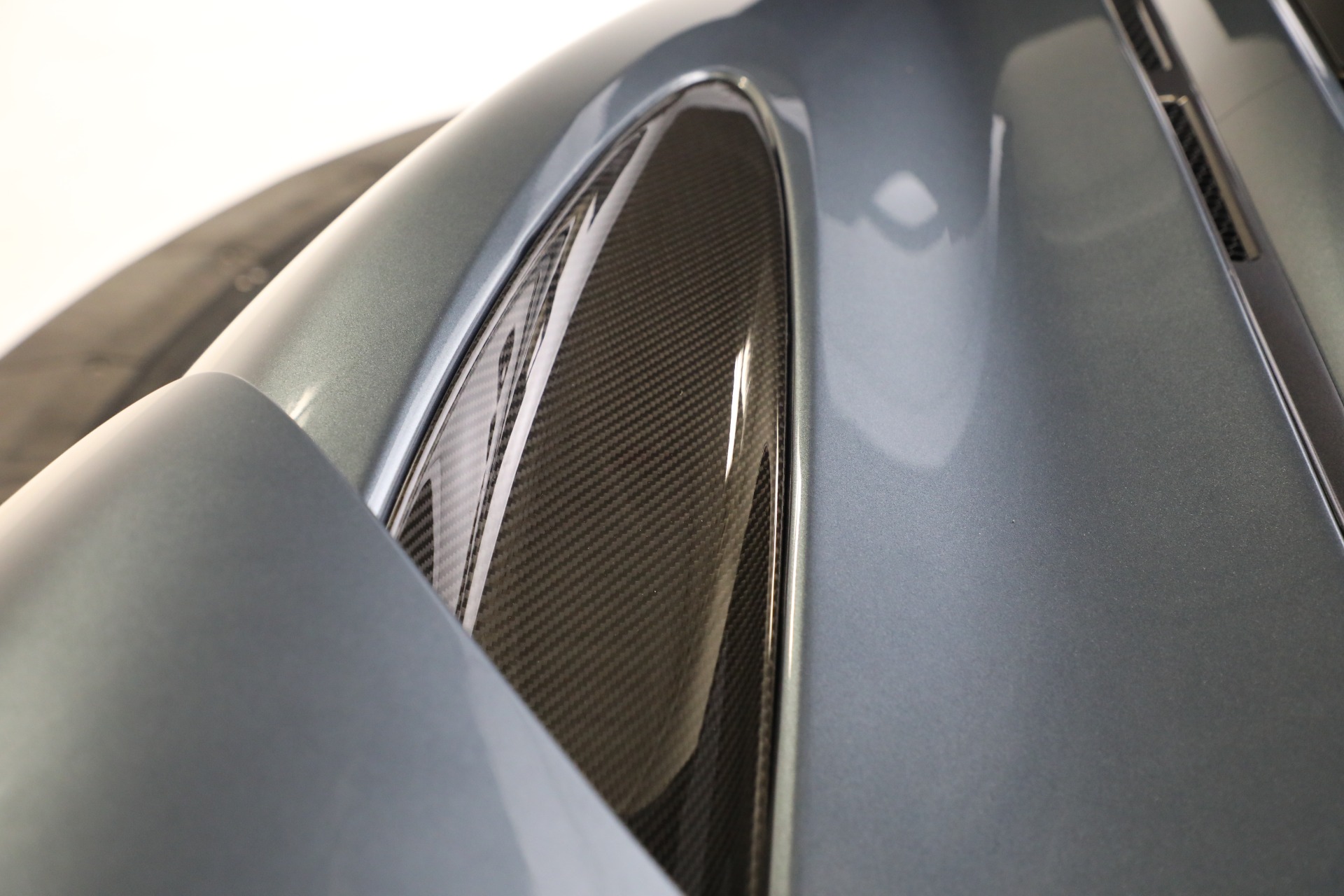 Used-2018-McLaren-720S-Luxury