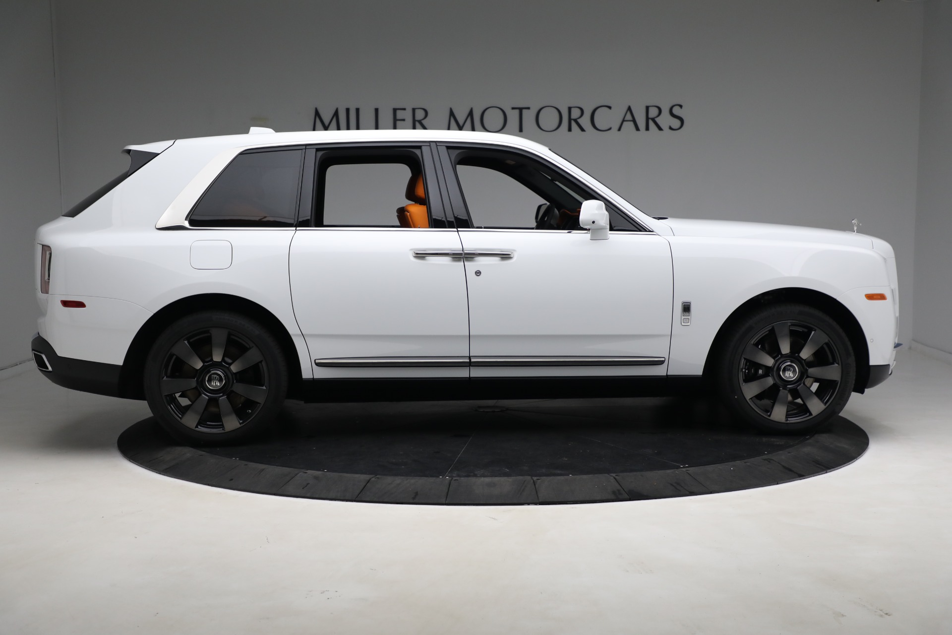 New-2023-Rolls-Royce-Cullinan