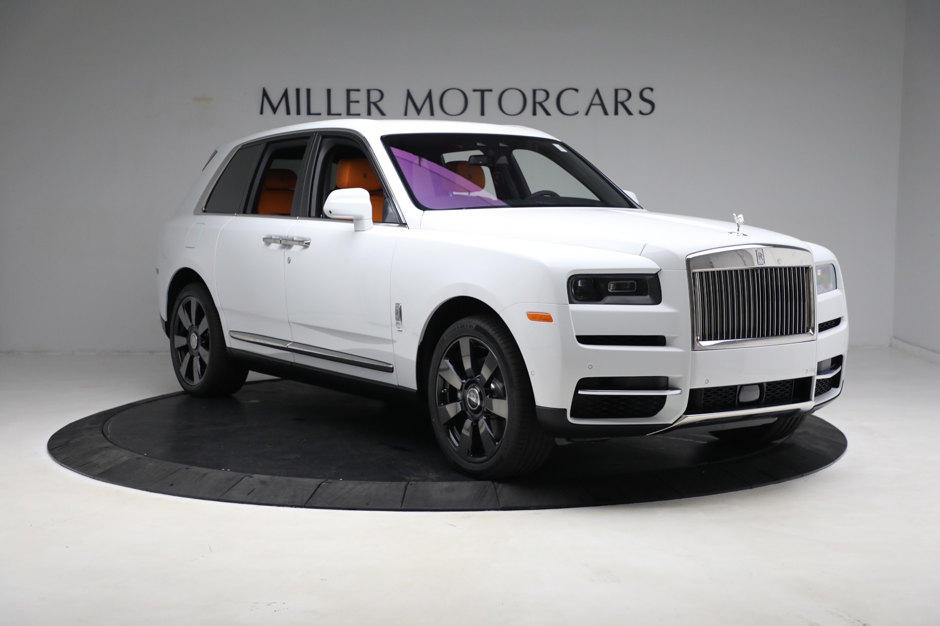 New-2023-Rolls-Royce-Cullinan