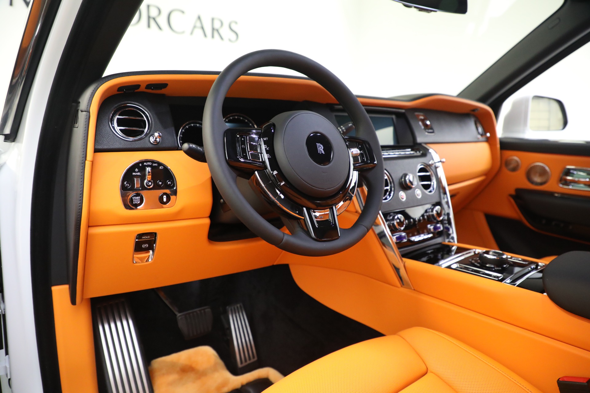 New-2023-Rolls-Royce-Cullinan