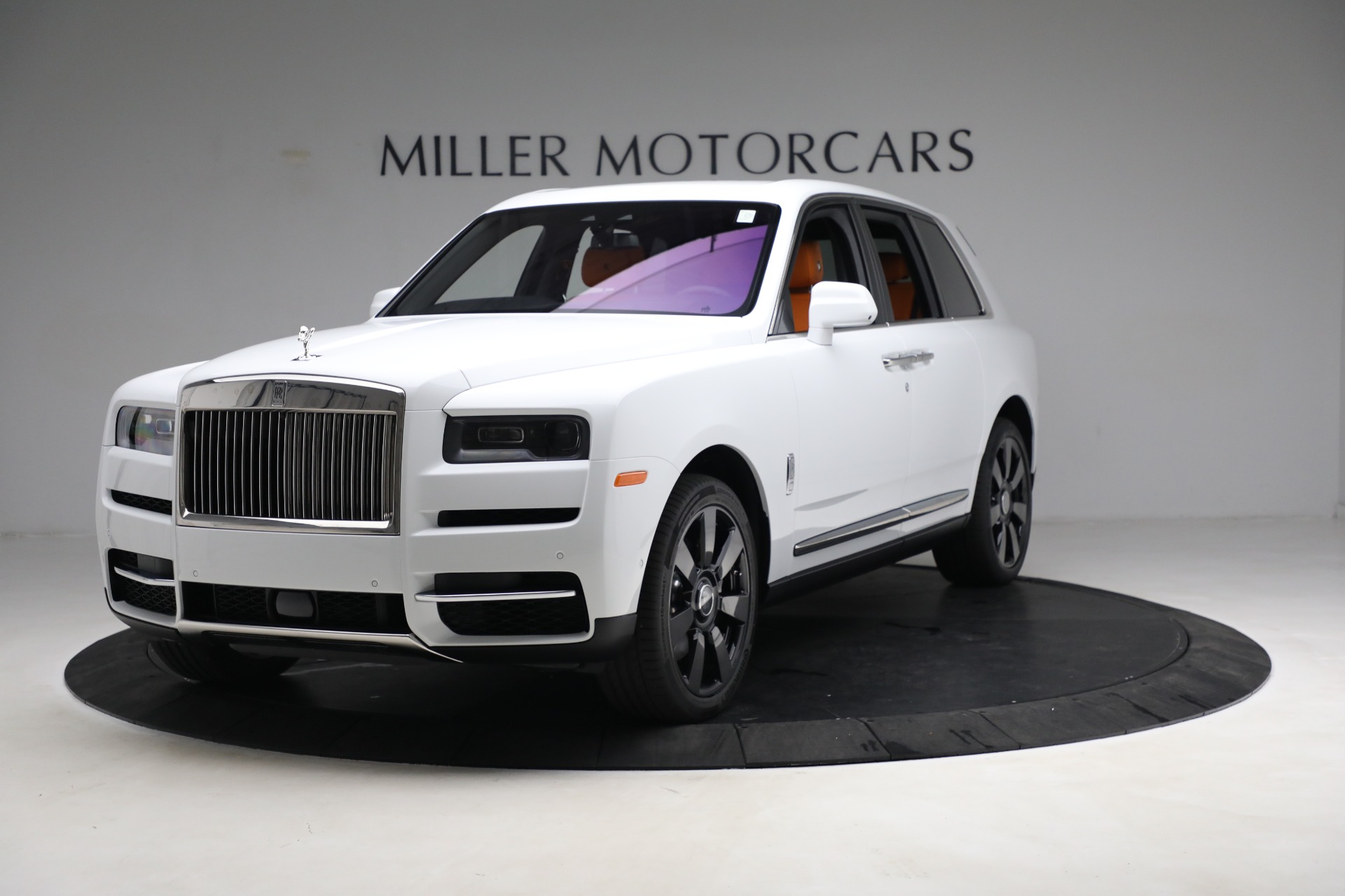 New-2023-Rolls-Royce-Cullinan