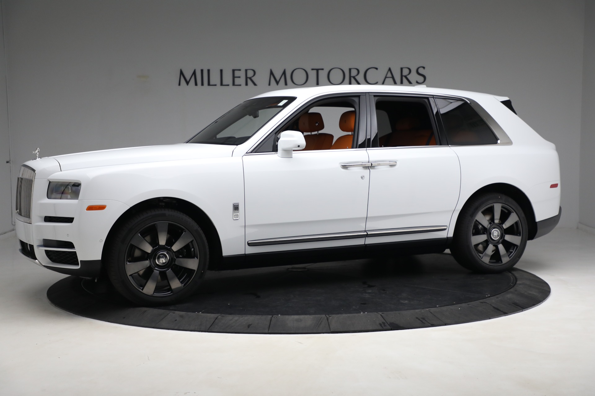 New-2023-Rolls-Royce-Cullinan