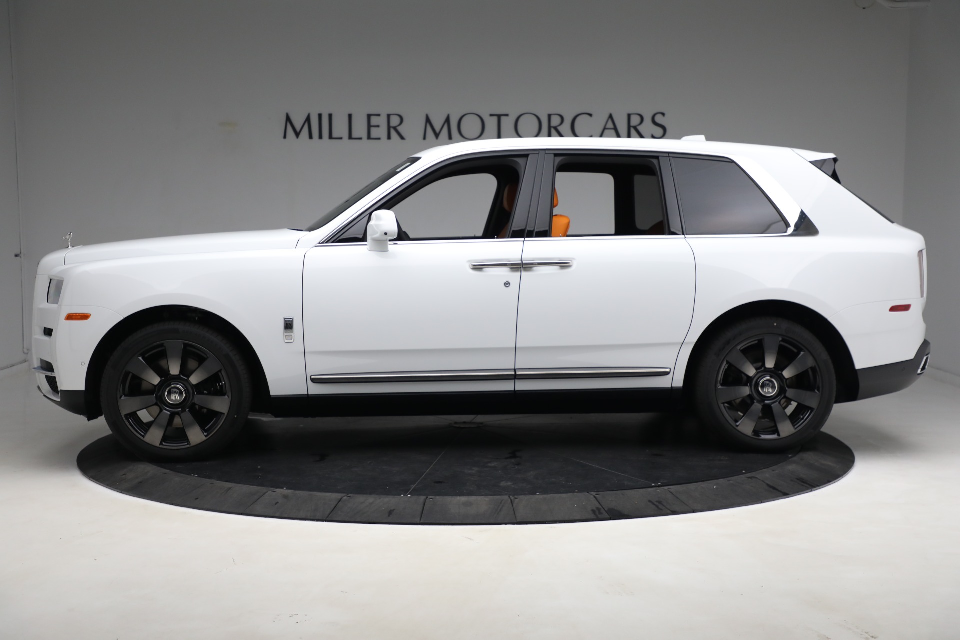 New-2023-Rolls-Royce-Cullinan