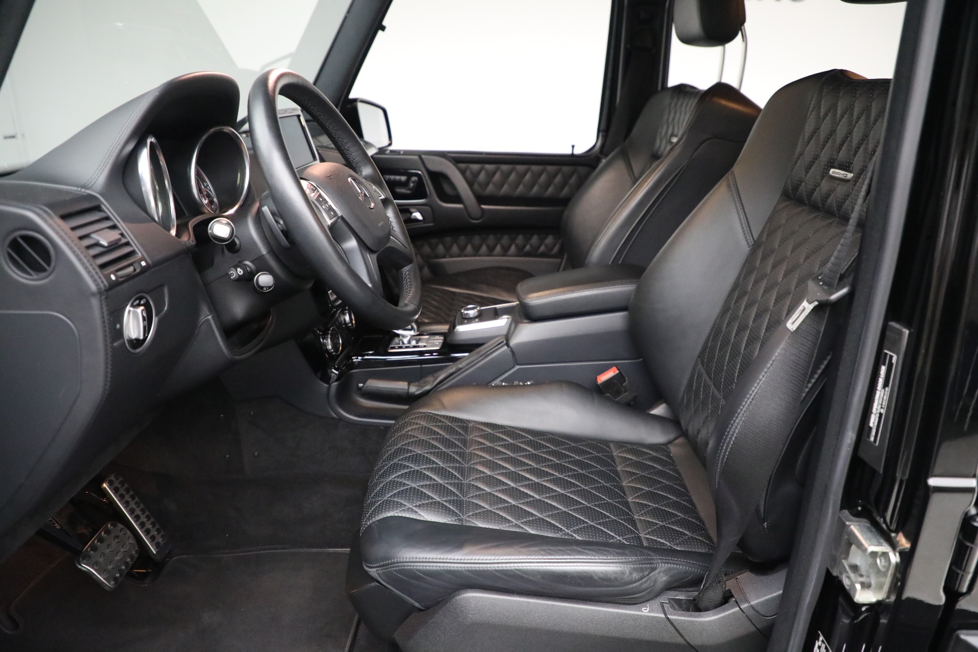 Used-2016-Mercedes-Benz-G-Class-AMG-G-63