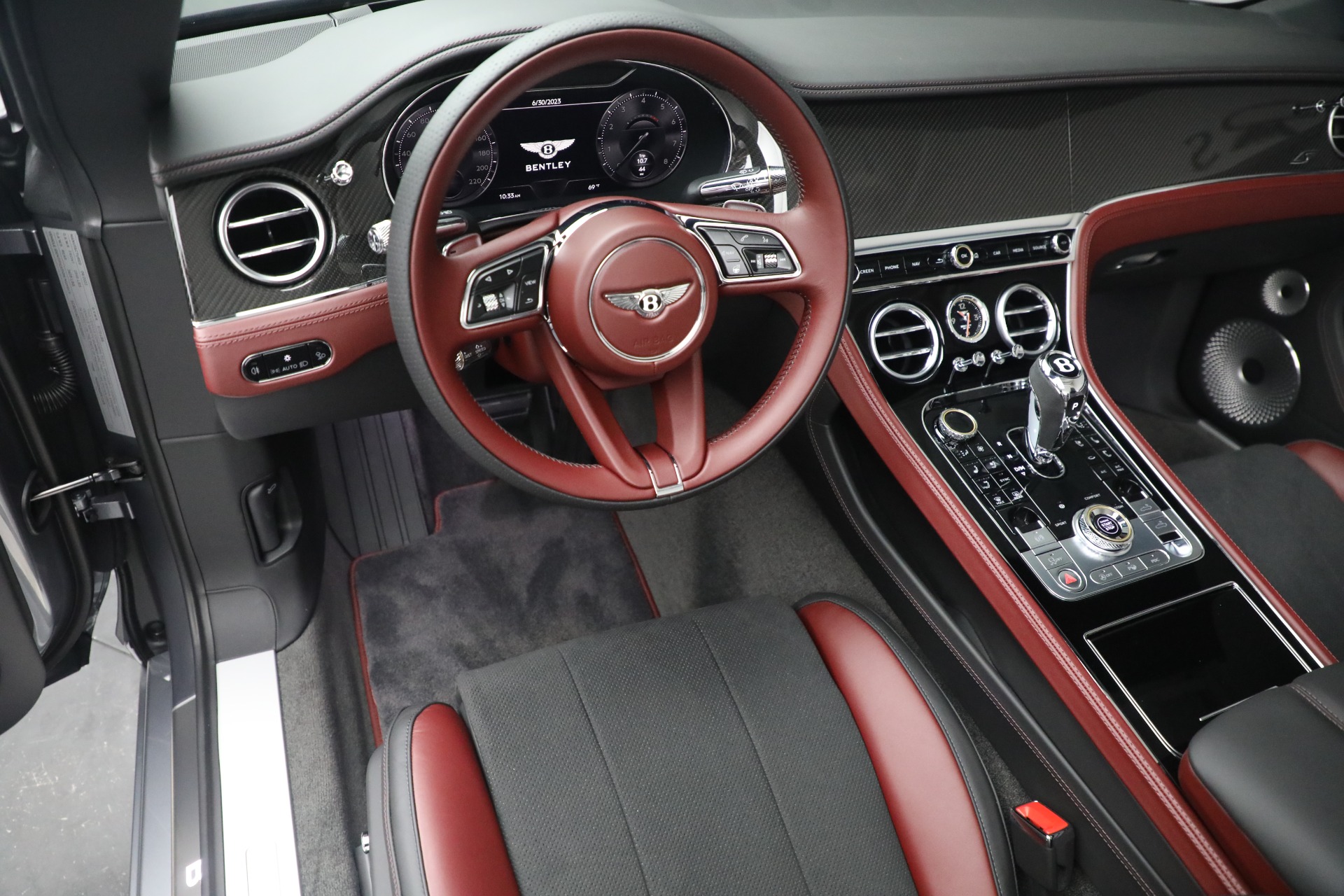 Used-2023-Bentley-Continental-GTC-S-V8