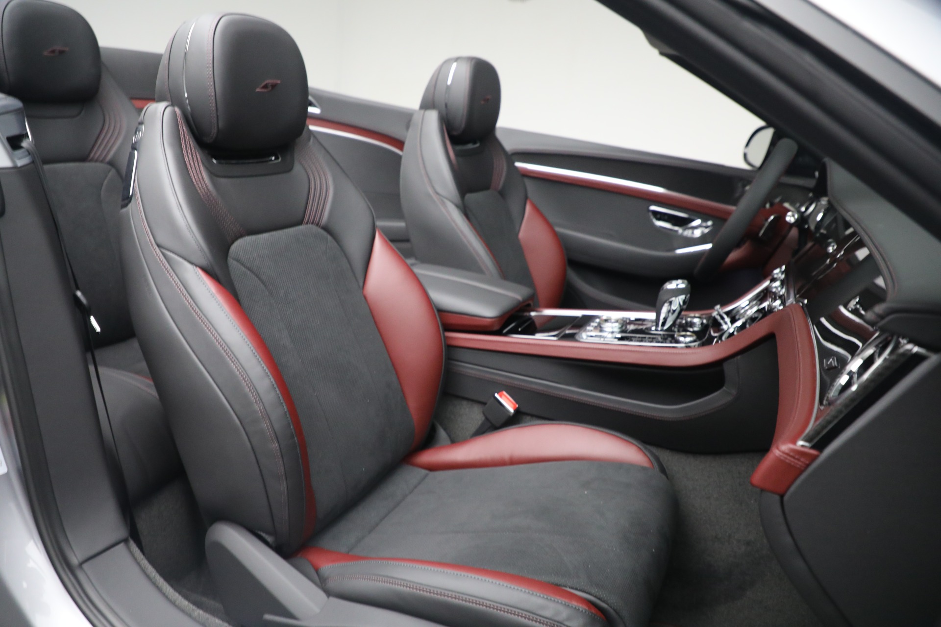 Used-2023-Bentley-Continental-GTC-S-V8