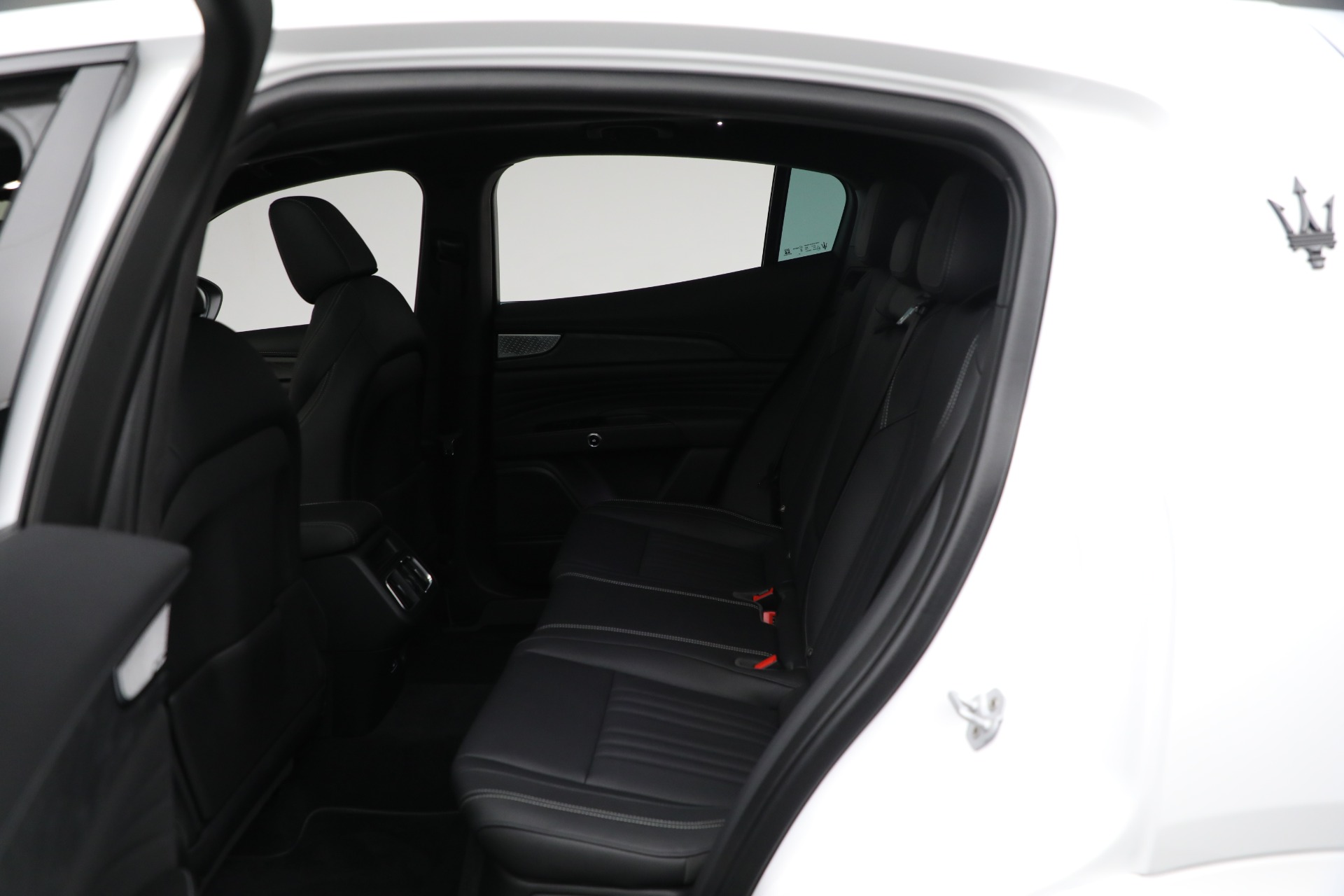 New-2023-Maserati-Grecale-Modena