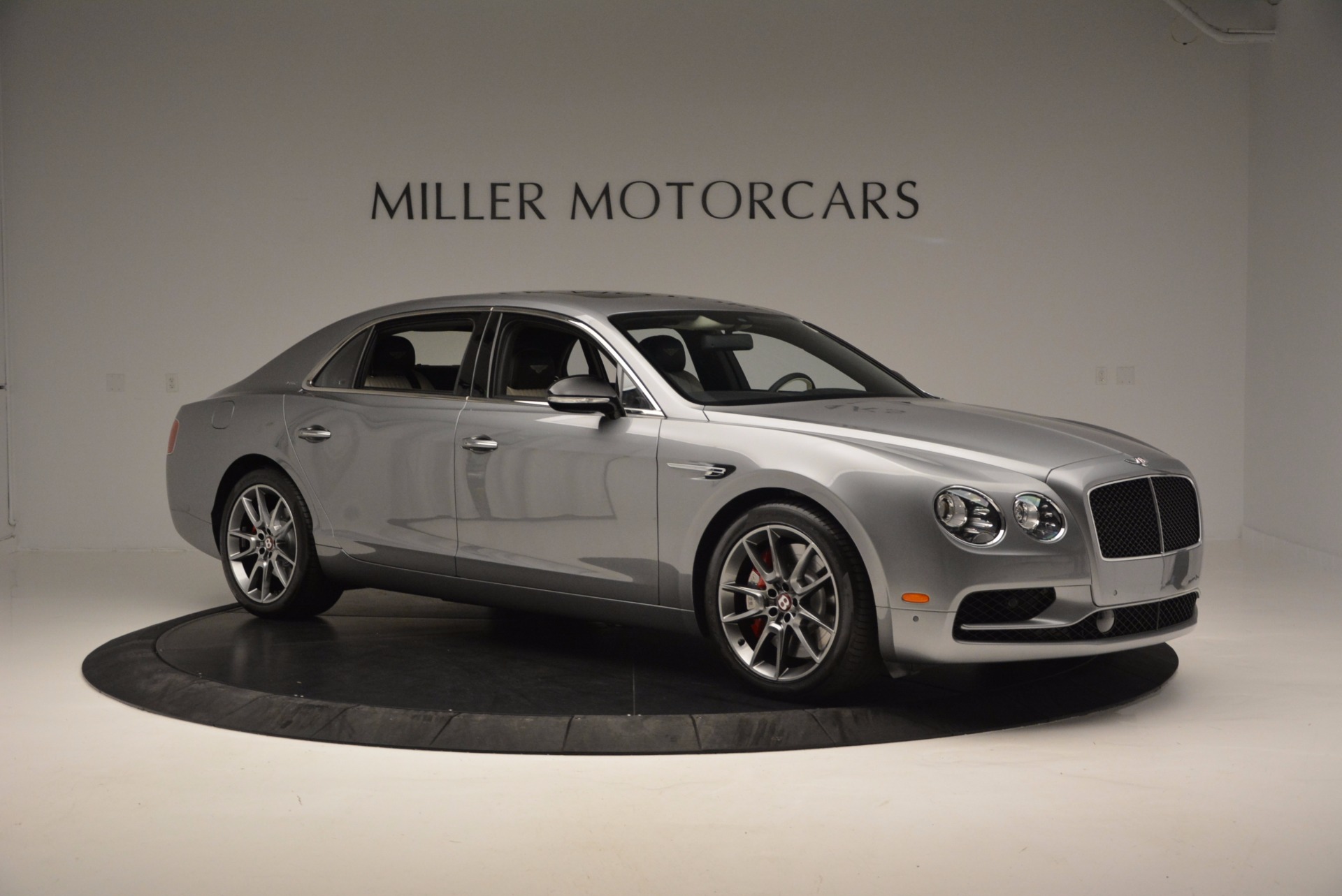 New-2017-Bentley-Flying-Spur-V8-S