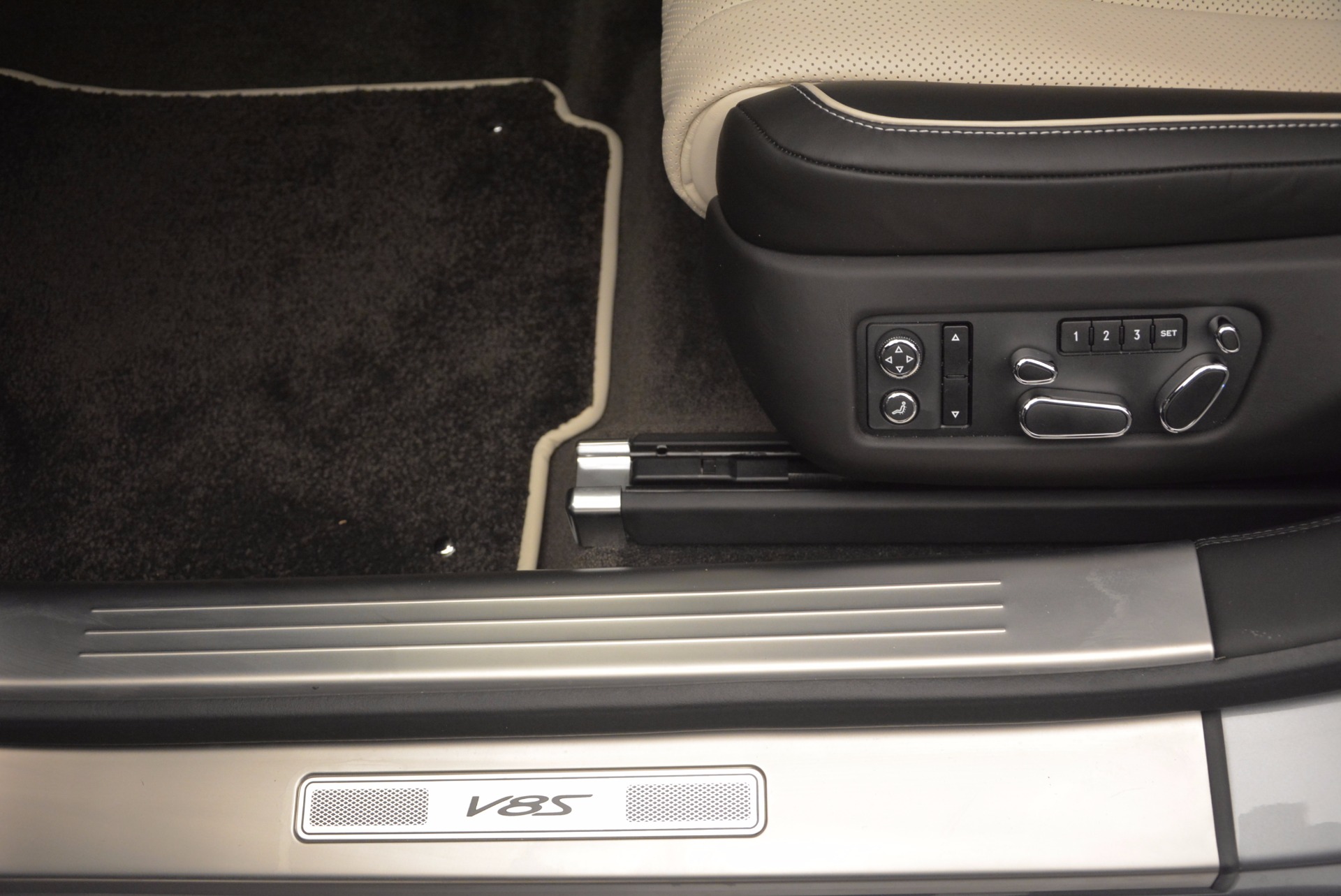 New-2017-Bentley-Flying-Spur-V8-S